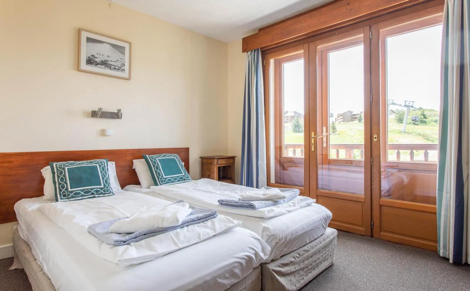 Bedroom, Bed in Hotel Le Chamois