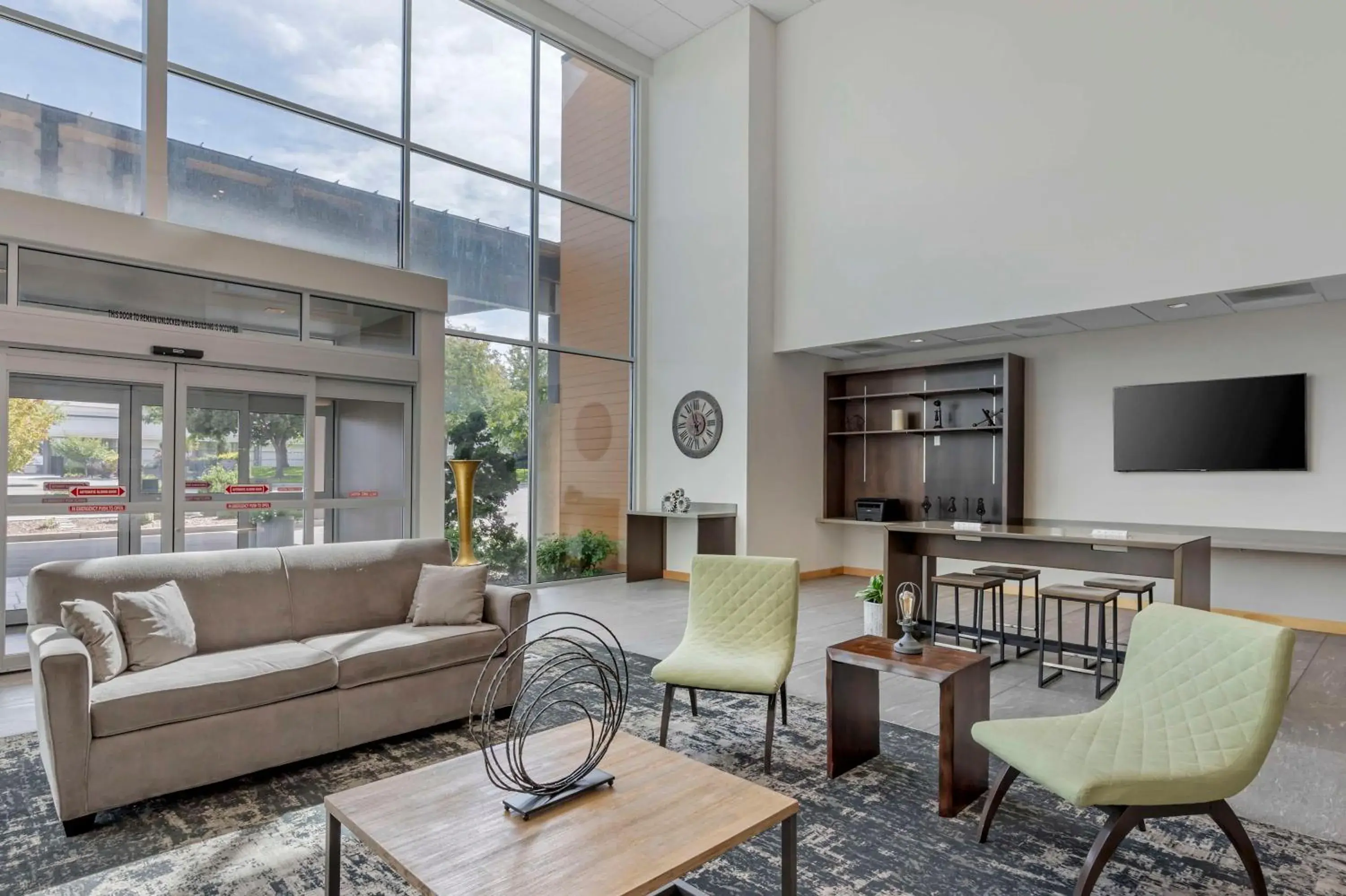 Lobby or reception in Best Western Plus Peppertree Nampa Civic Center Inn Lobby or reception in Best Western Plus Peppertree Nampa Civic Center Inn