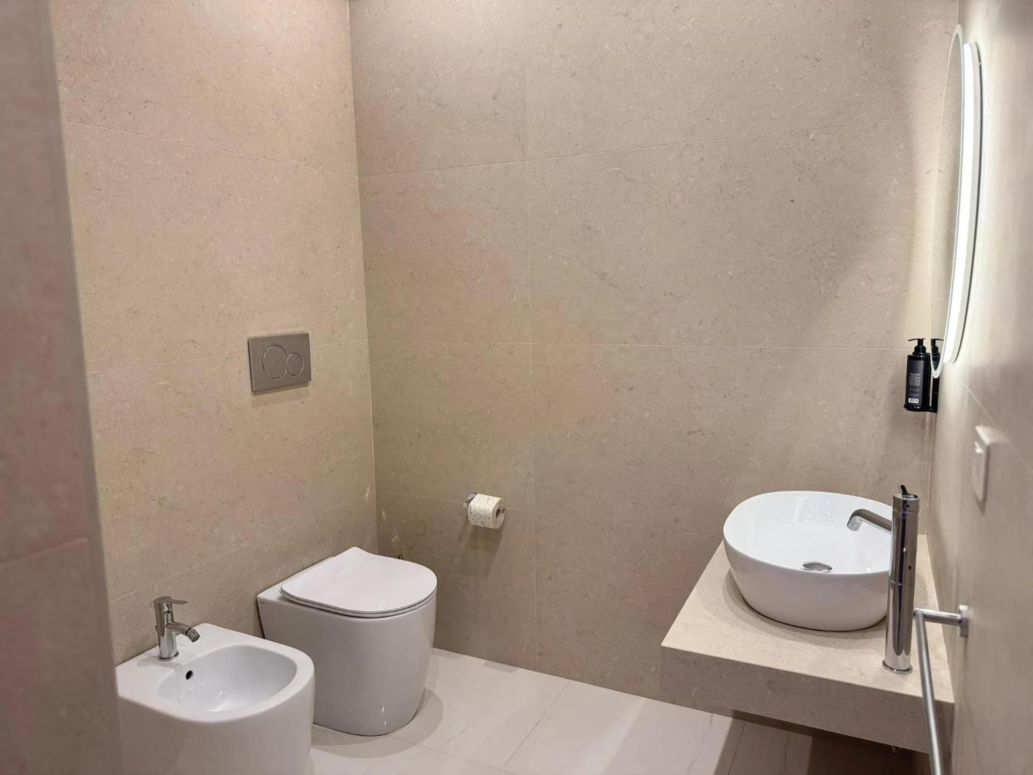 Bathroom in Maison Bijou Guest House