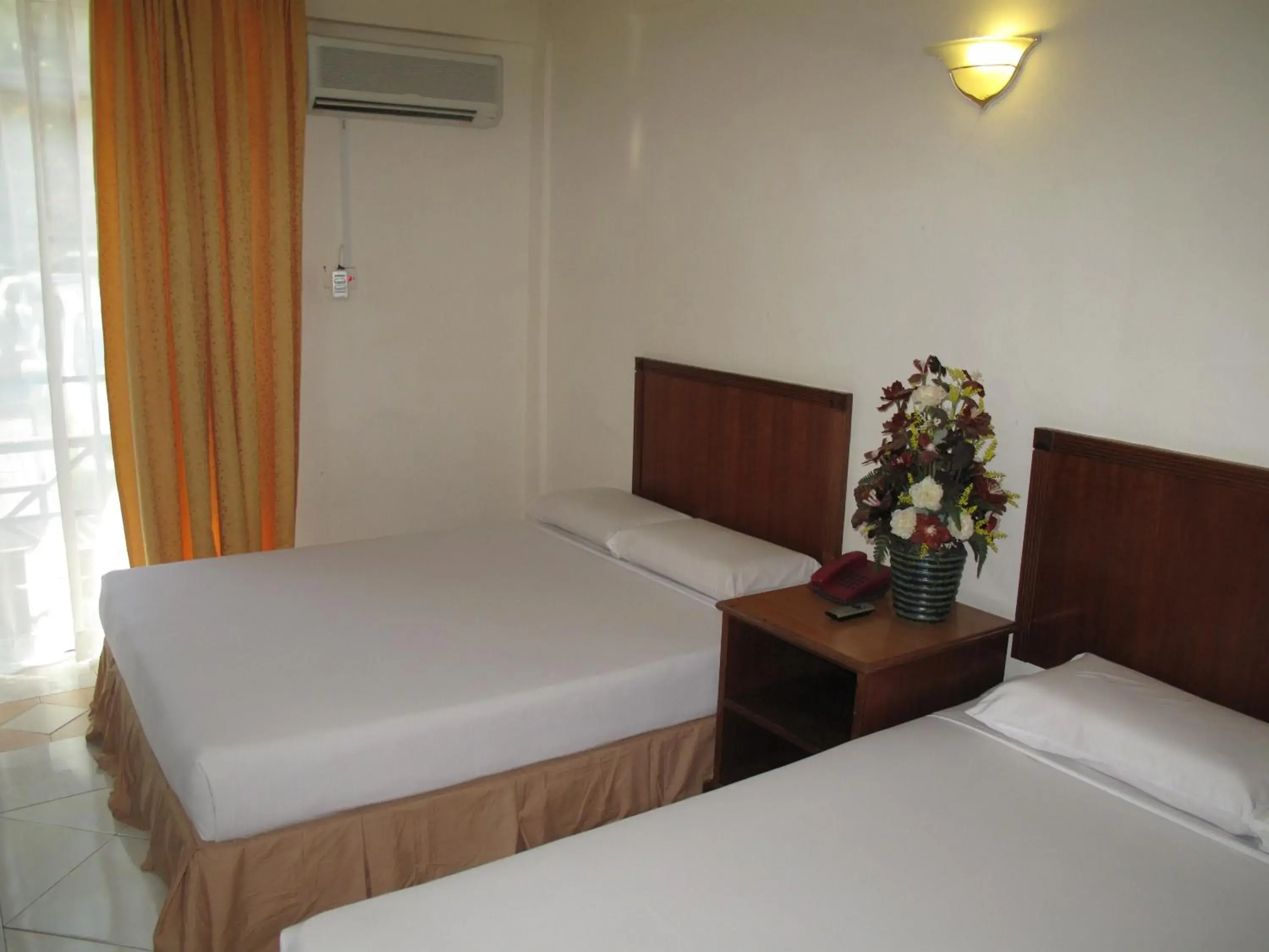 Standard Family Room in Tanjung Demong Beach Resort Standard Family Room in Tanjung Demong Beach Resort