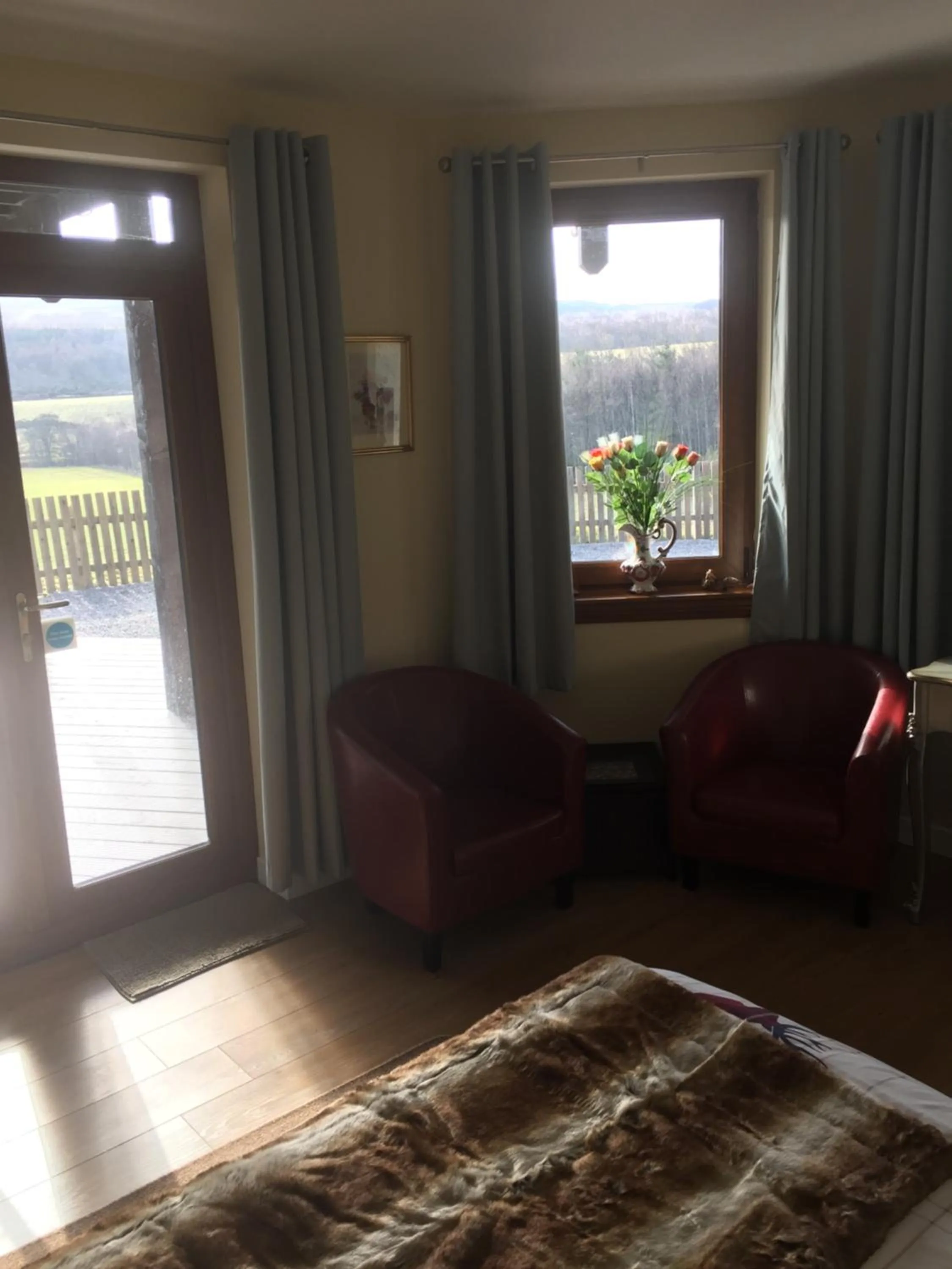 Photo of the whole room, Bed in Doura Lodge