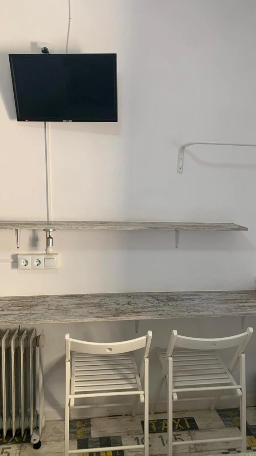 TV and multimedia in Casa de Huéspedes Almansa