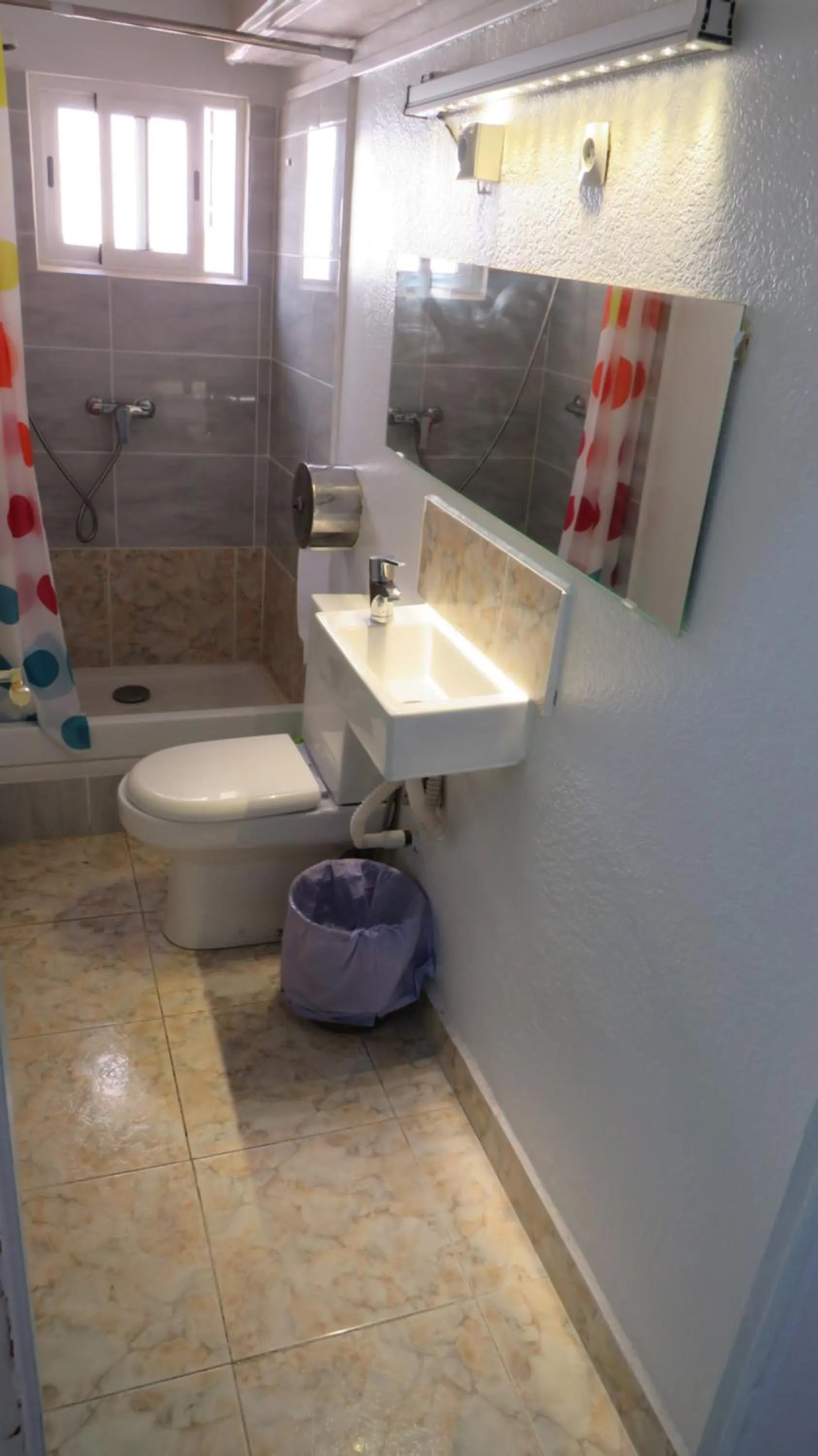 Toilet in Casa de Huéspedes Almansa