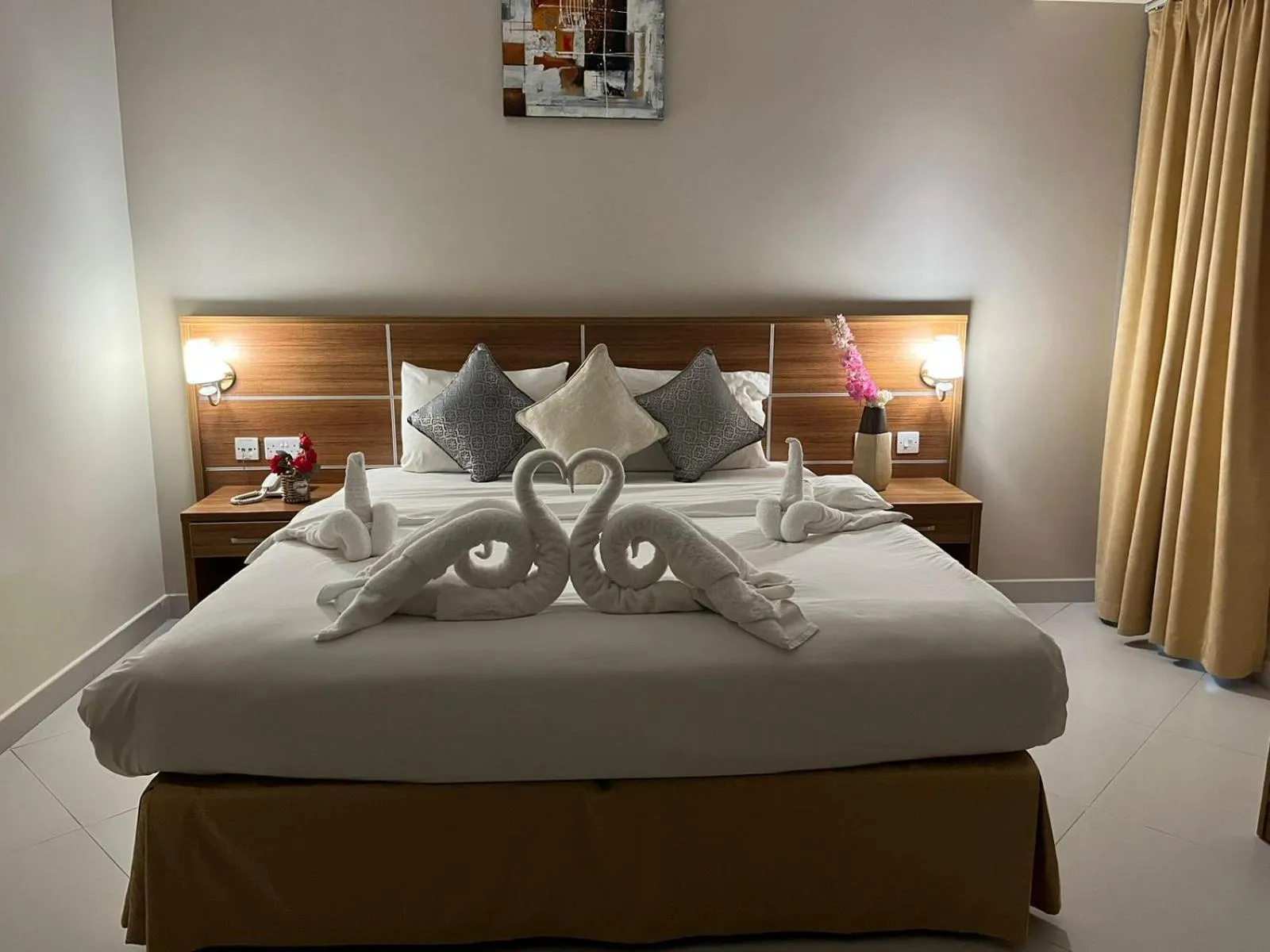 Bed in Muscat Hills Hotel