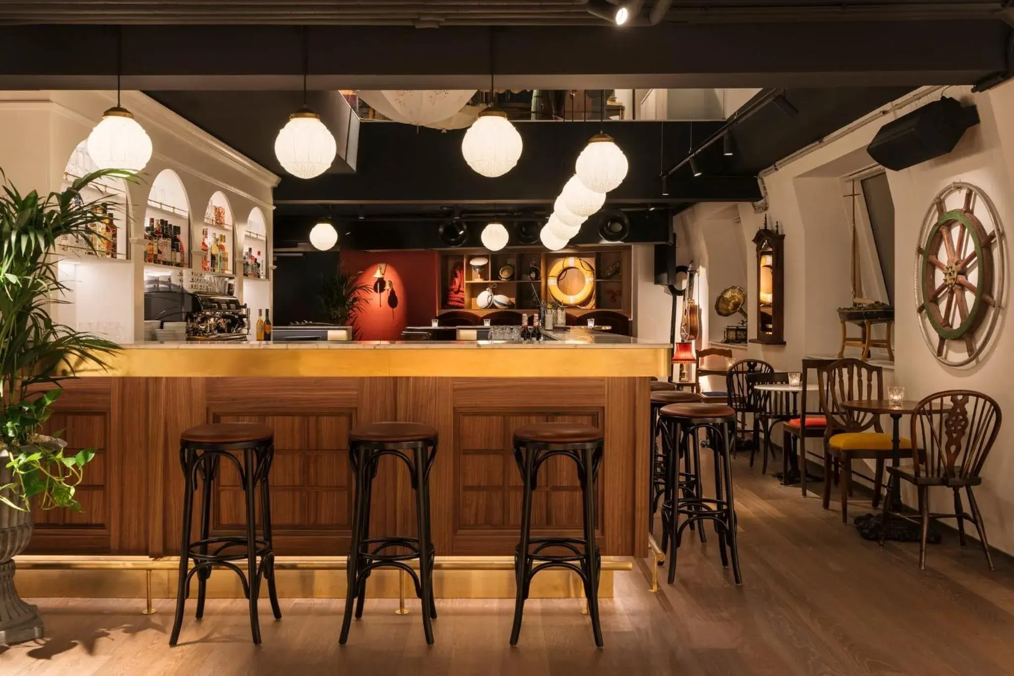 Lounge or bar in Ruby Lissi Hotel Vienna Lounge or bar in Ruby Lissi Hotel Vienna