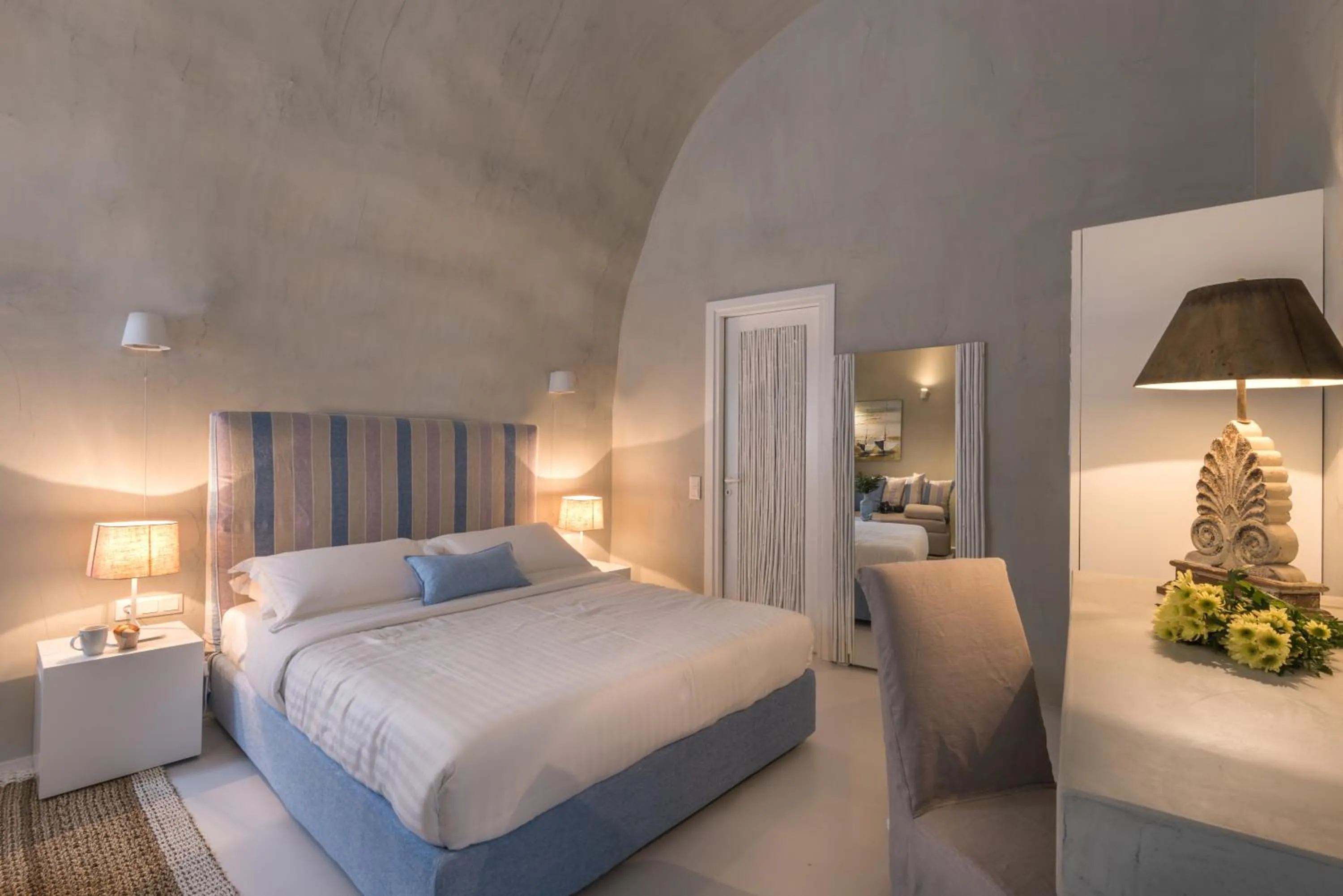 Bedroom, Bed in Mythical Blue Luxury Suites