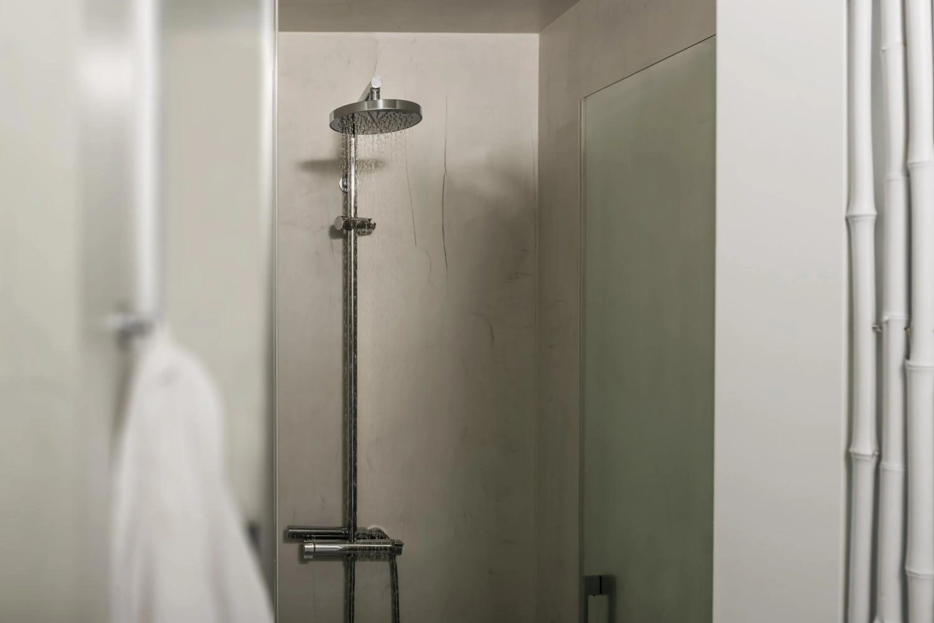 Shower in Mythical Blue Luxury Suites