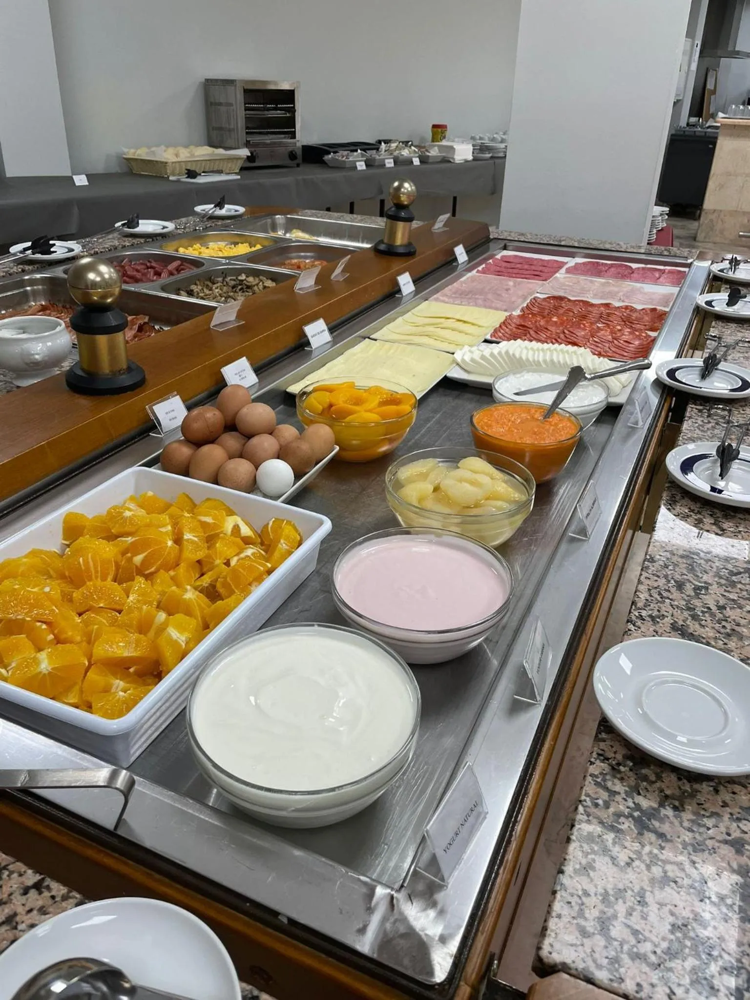 Breakfast in Hotel Trafalgar