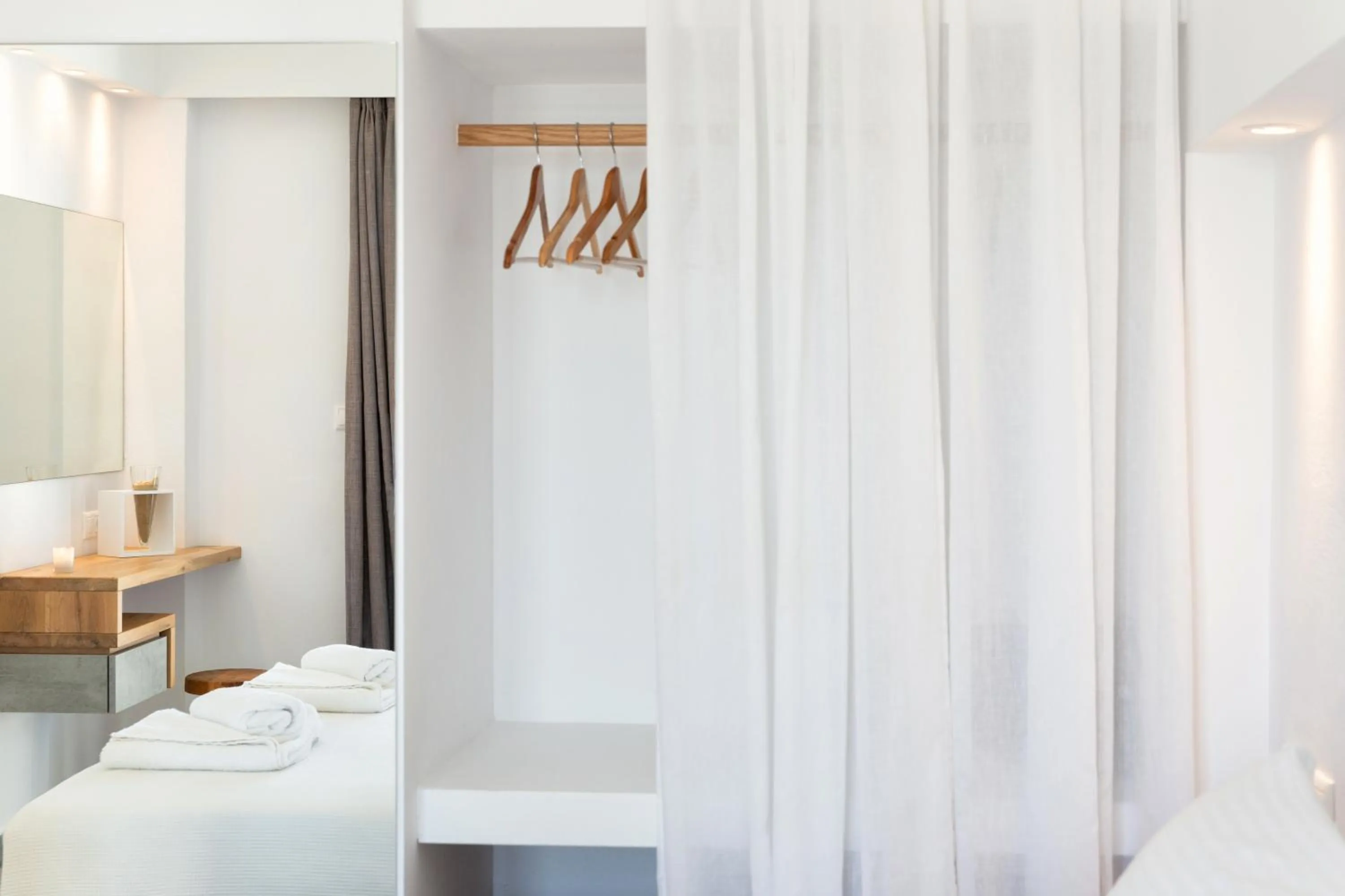 Photo of the whole room, Bed in Golden Beach Hotel