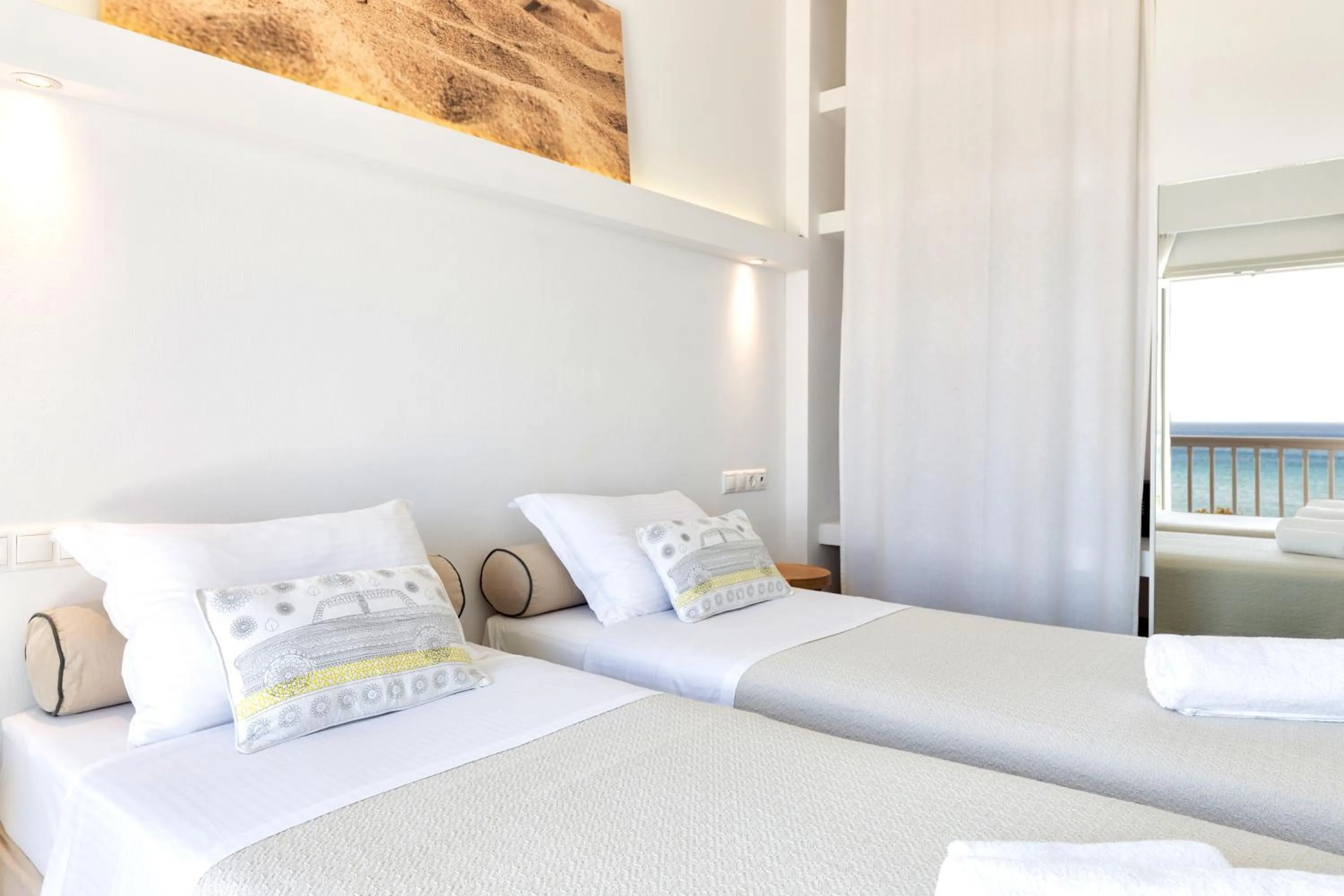 Photo of the whole room, Bed in Golden Beach Hotel