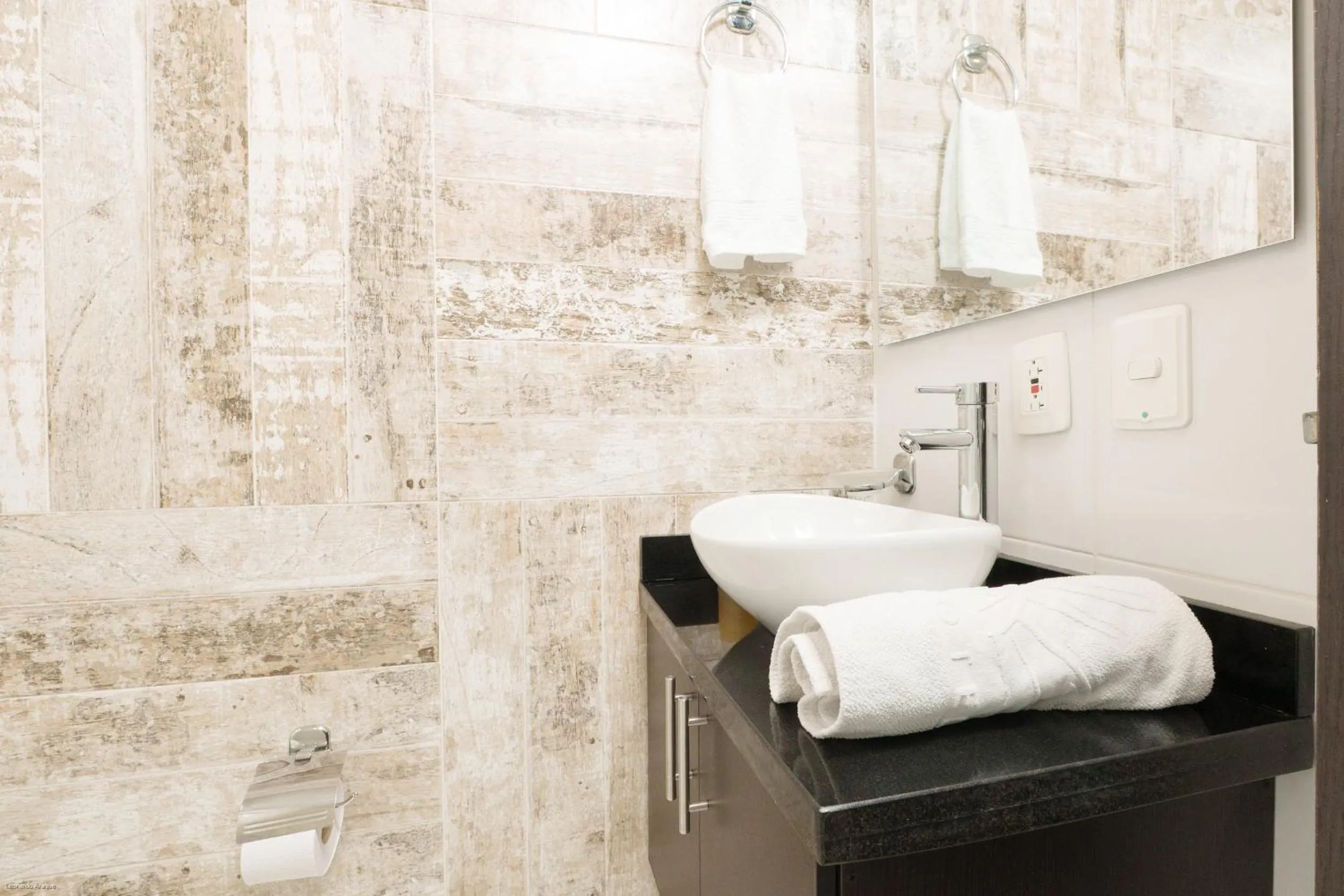 Shower in Hotel El Alba