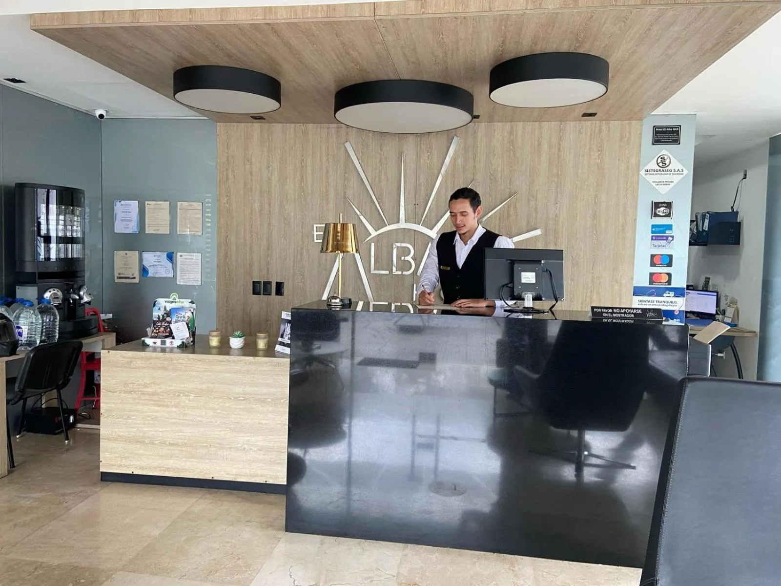 Staff in Hotel El Alba