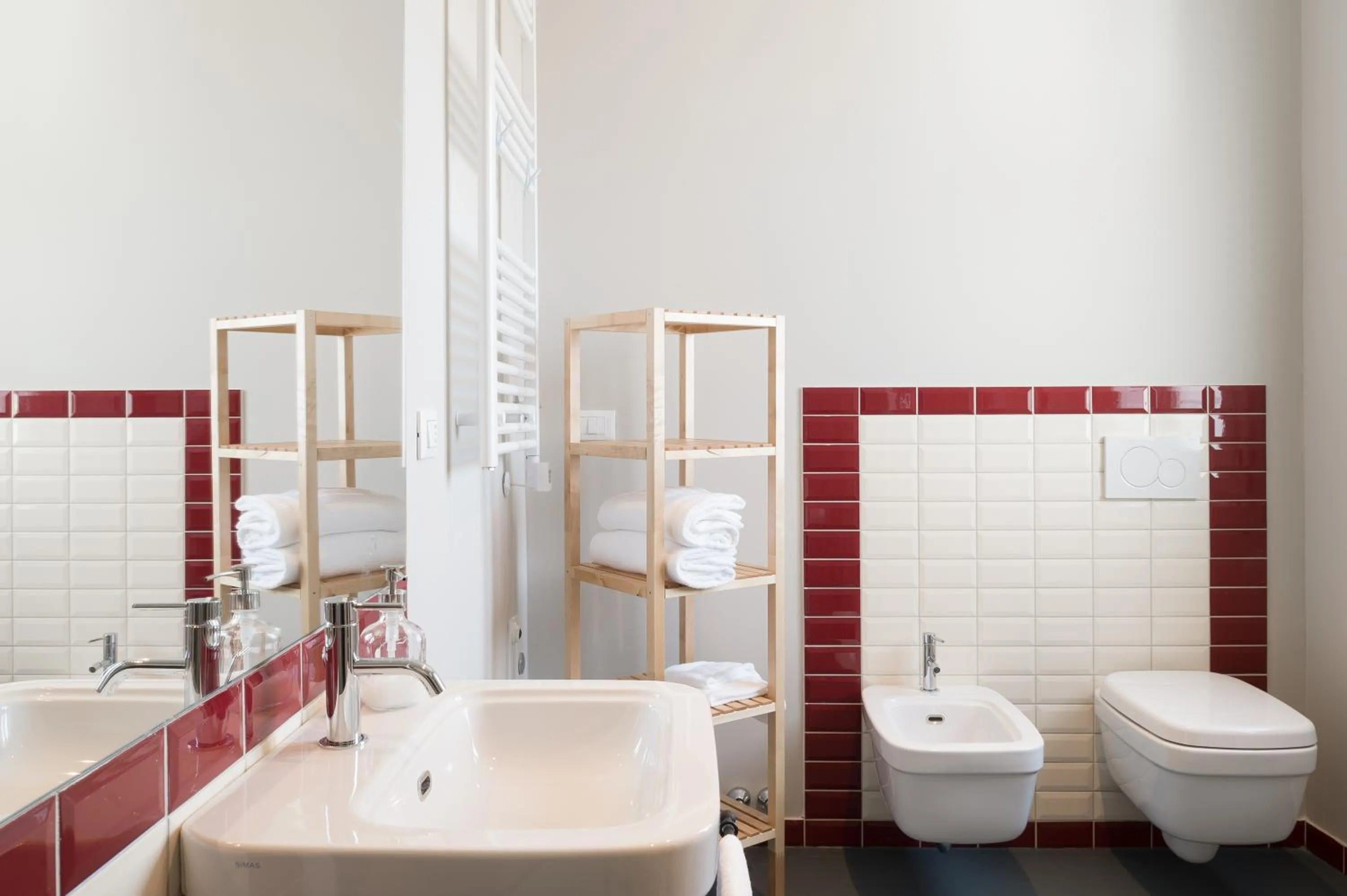 Bathroom in Almarossa