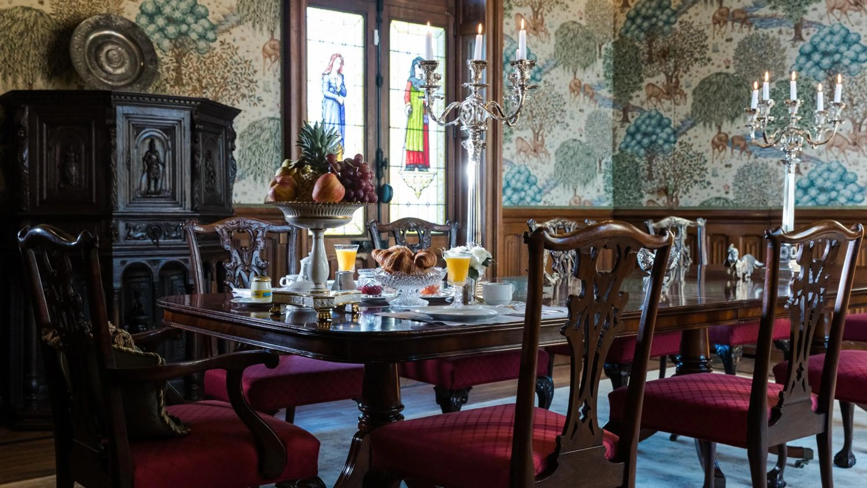 Breakfast in Château de Beauvais