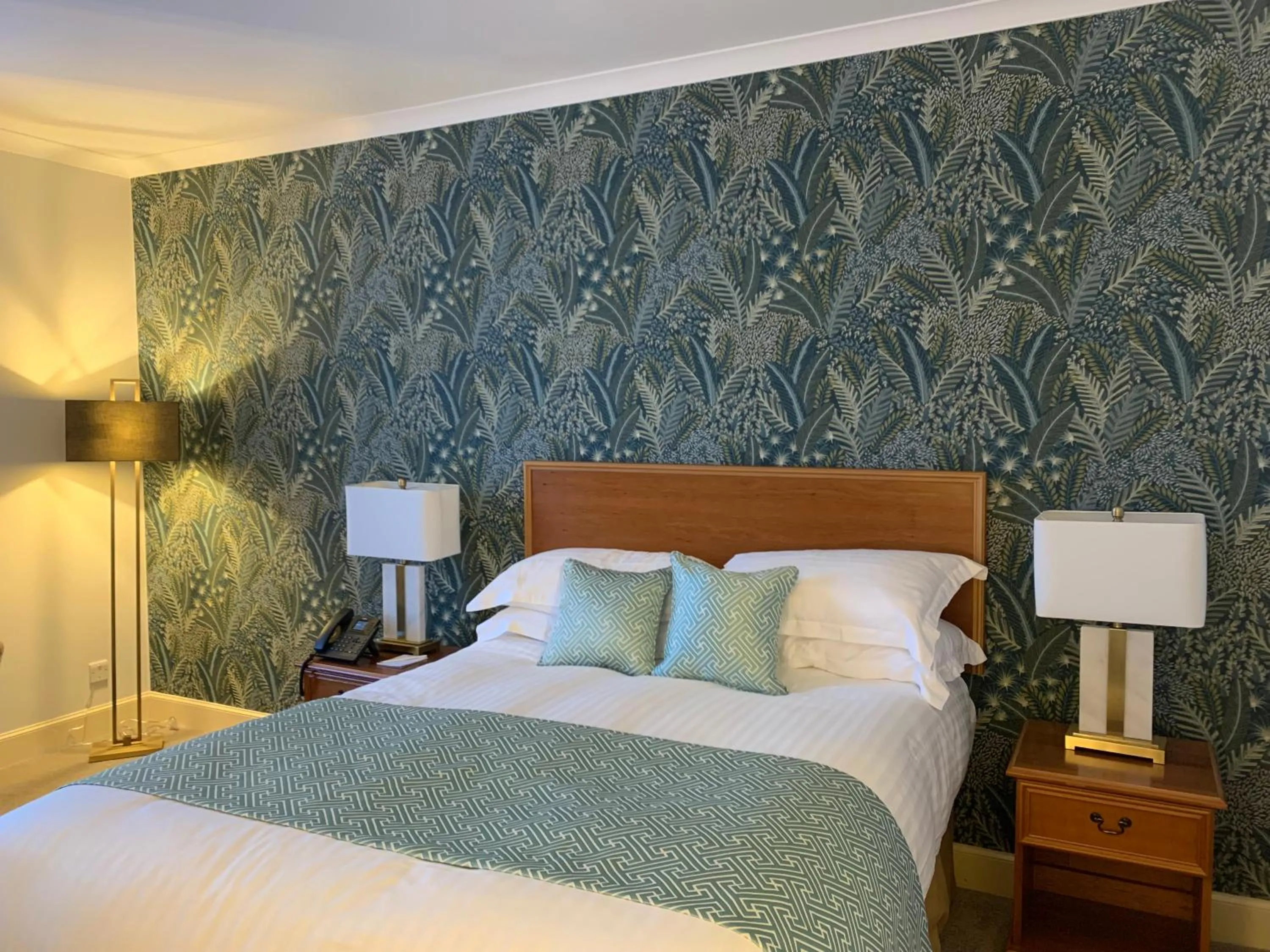 Bed in Garvock House Hotel