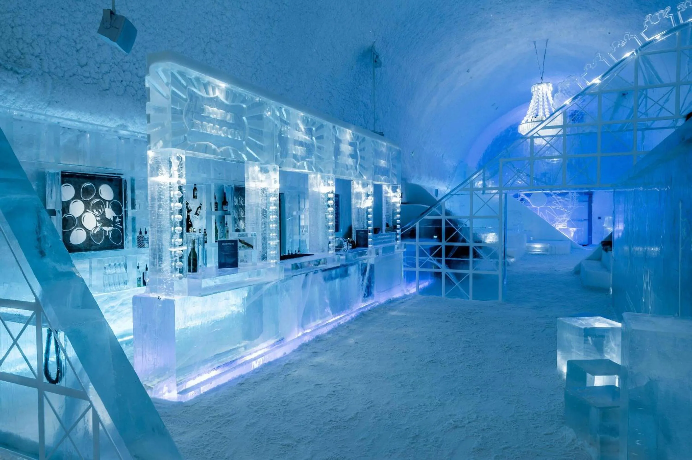 Lounge or bar in IceHotel