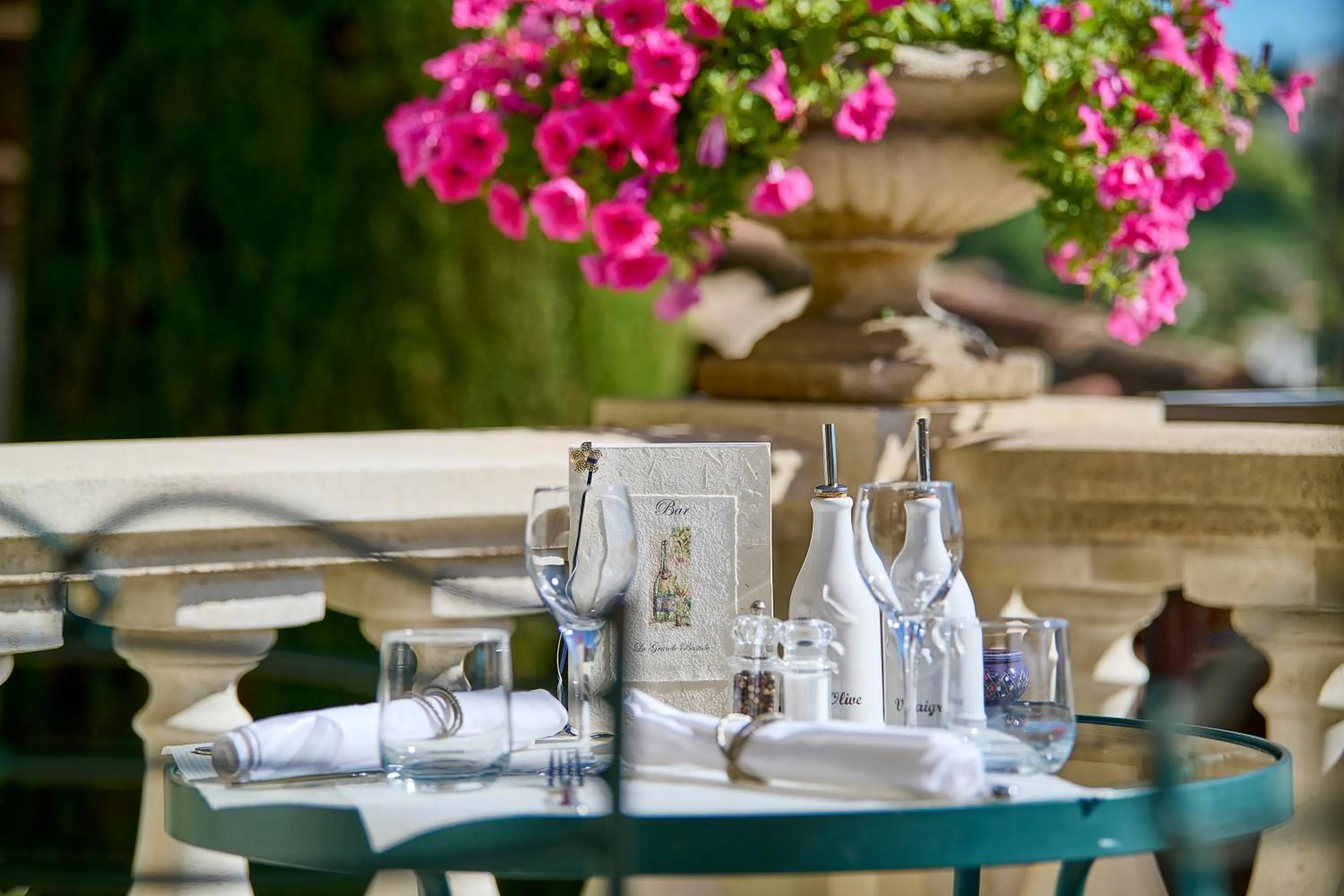 Patio in Hôtel La Grande Bastide
