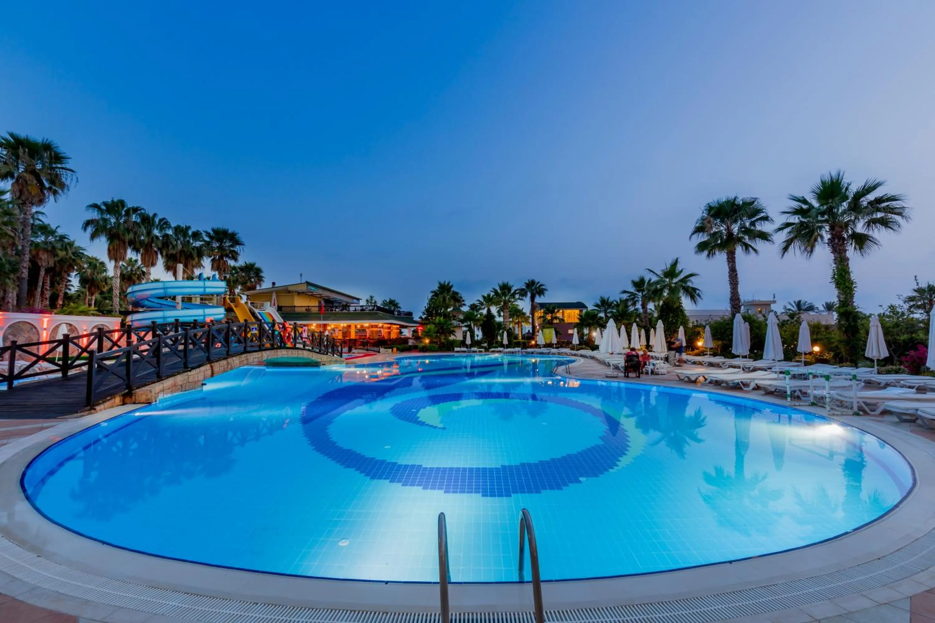 Pool view in Holiday Garden Resort- Ultra All İnclusive