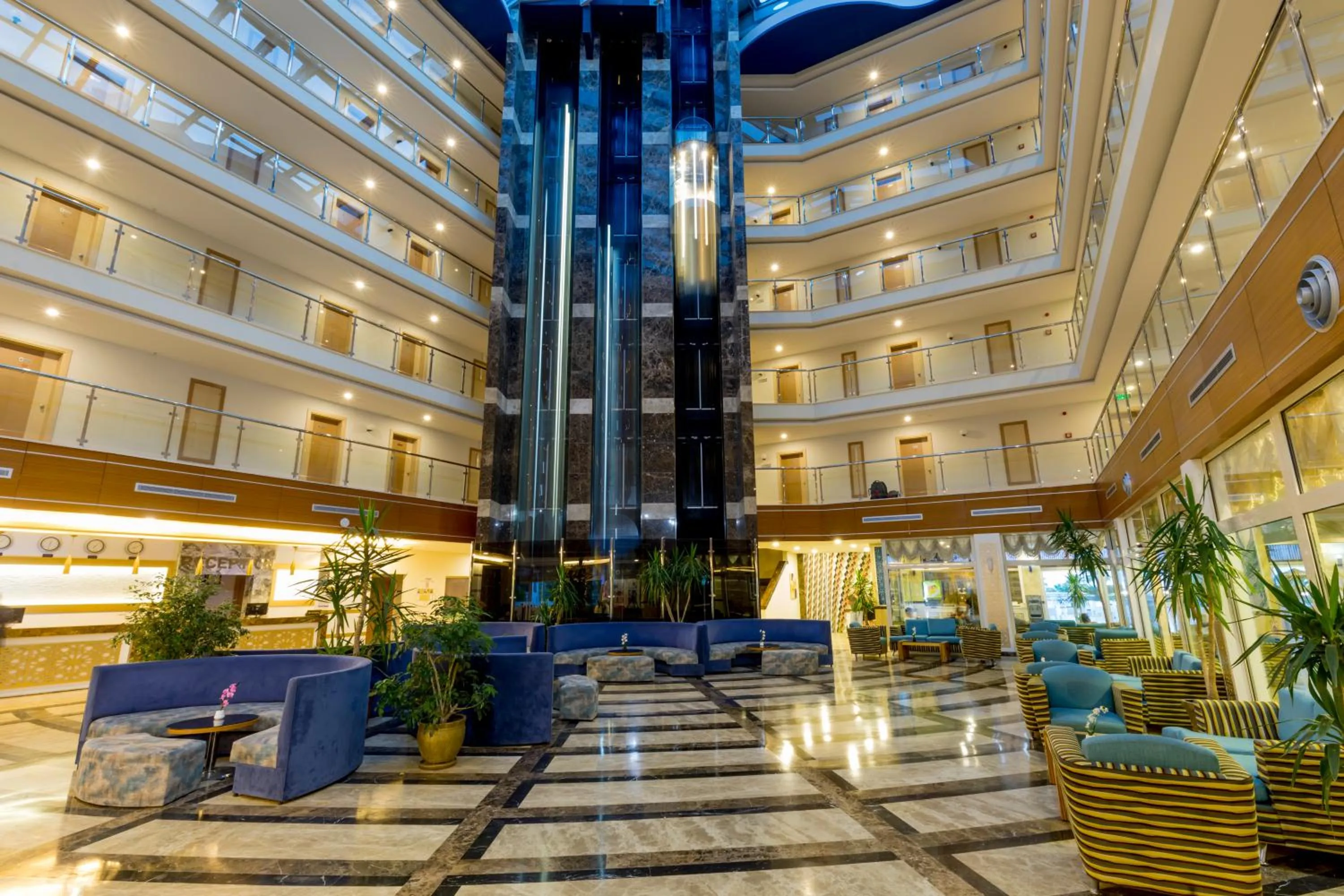 Lobby or reception in Holiday Garden Resort- Ultra All İnclusive