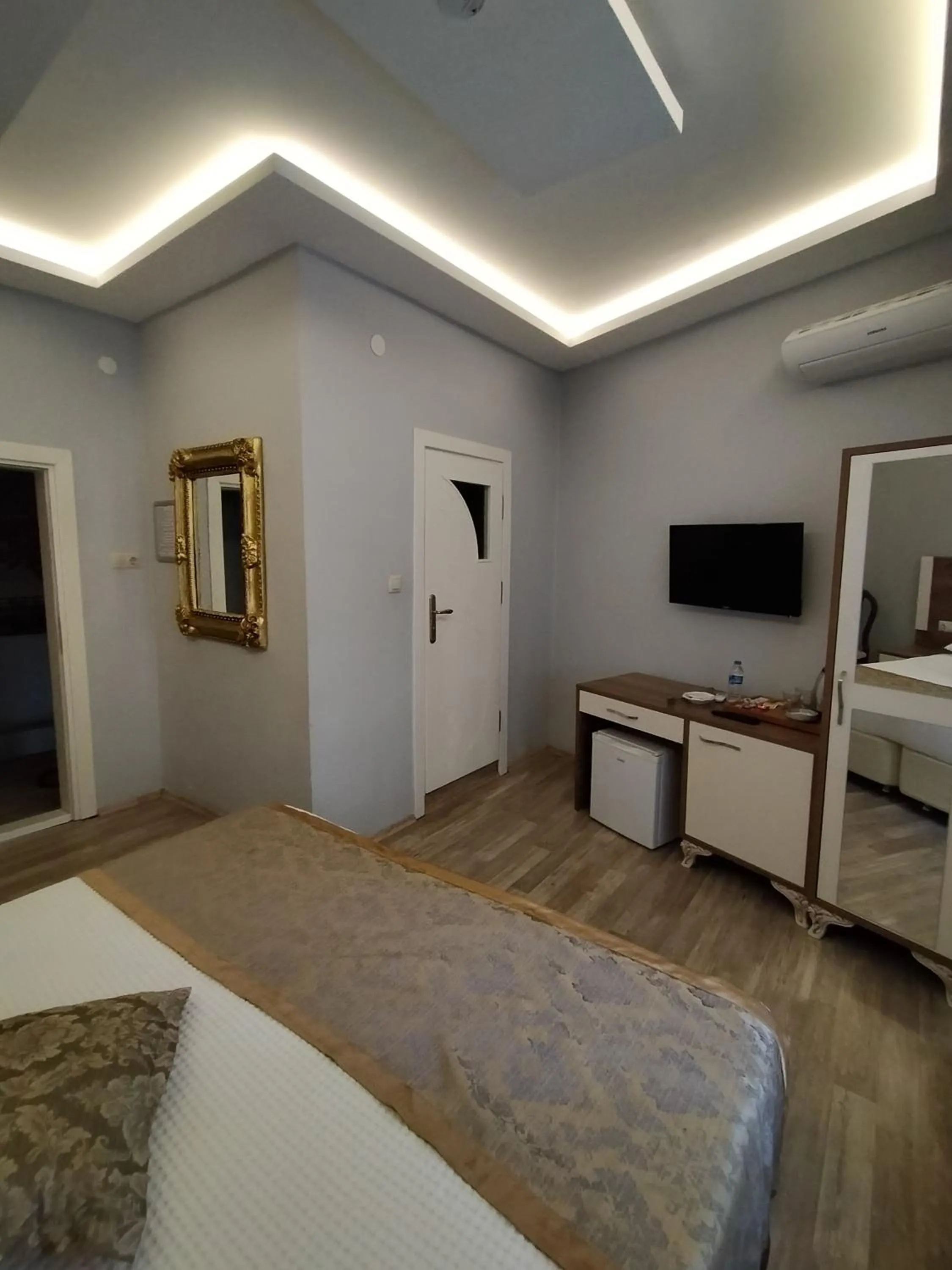 Photo of the whole room in Sehri̇-zade Yalisi