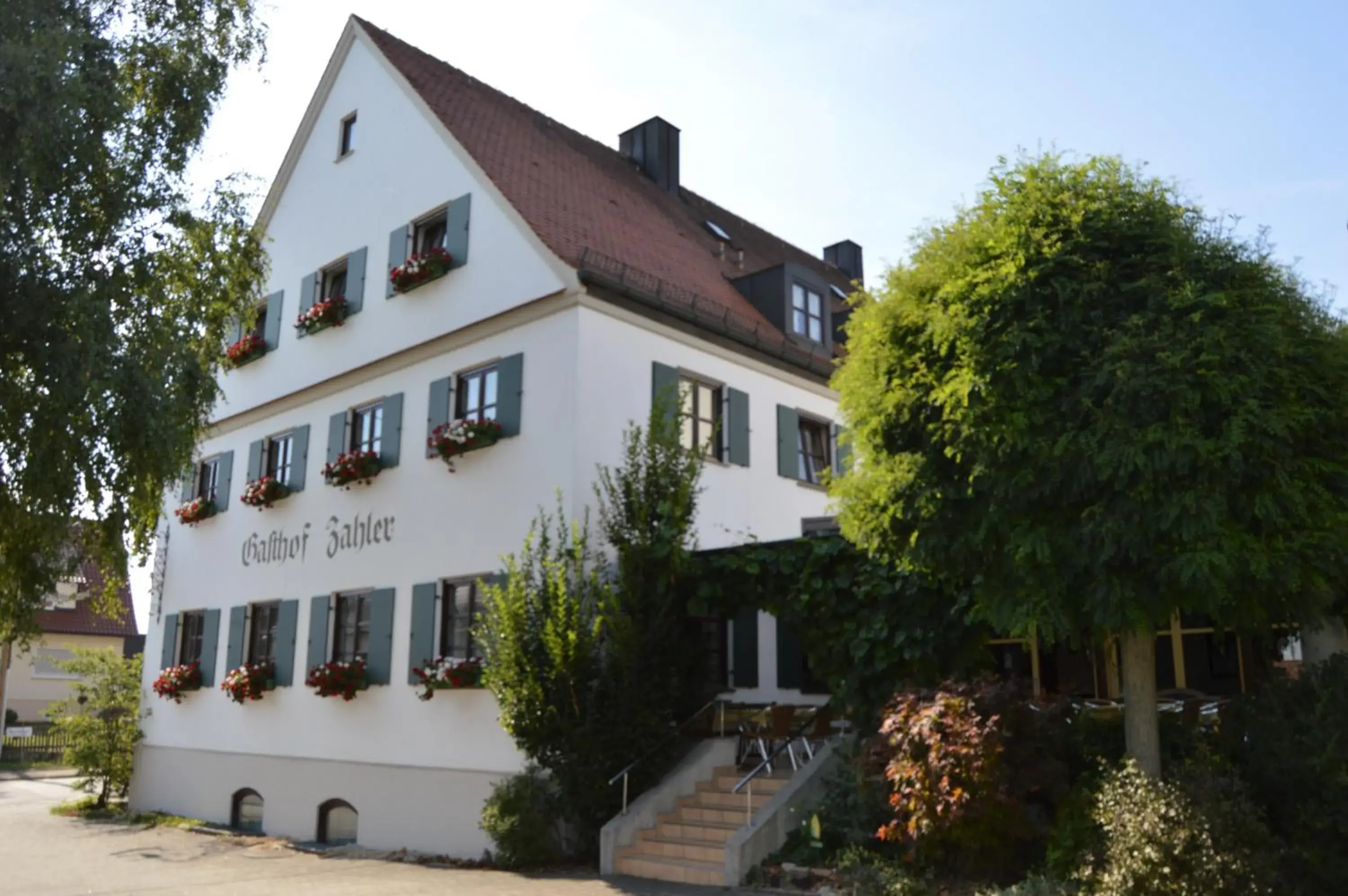 Facade/entrance, Property Building in Gasthof Zahler