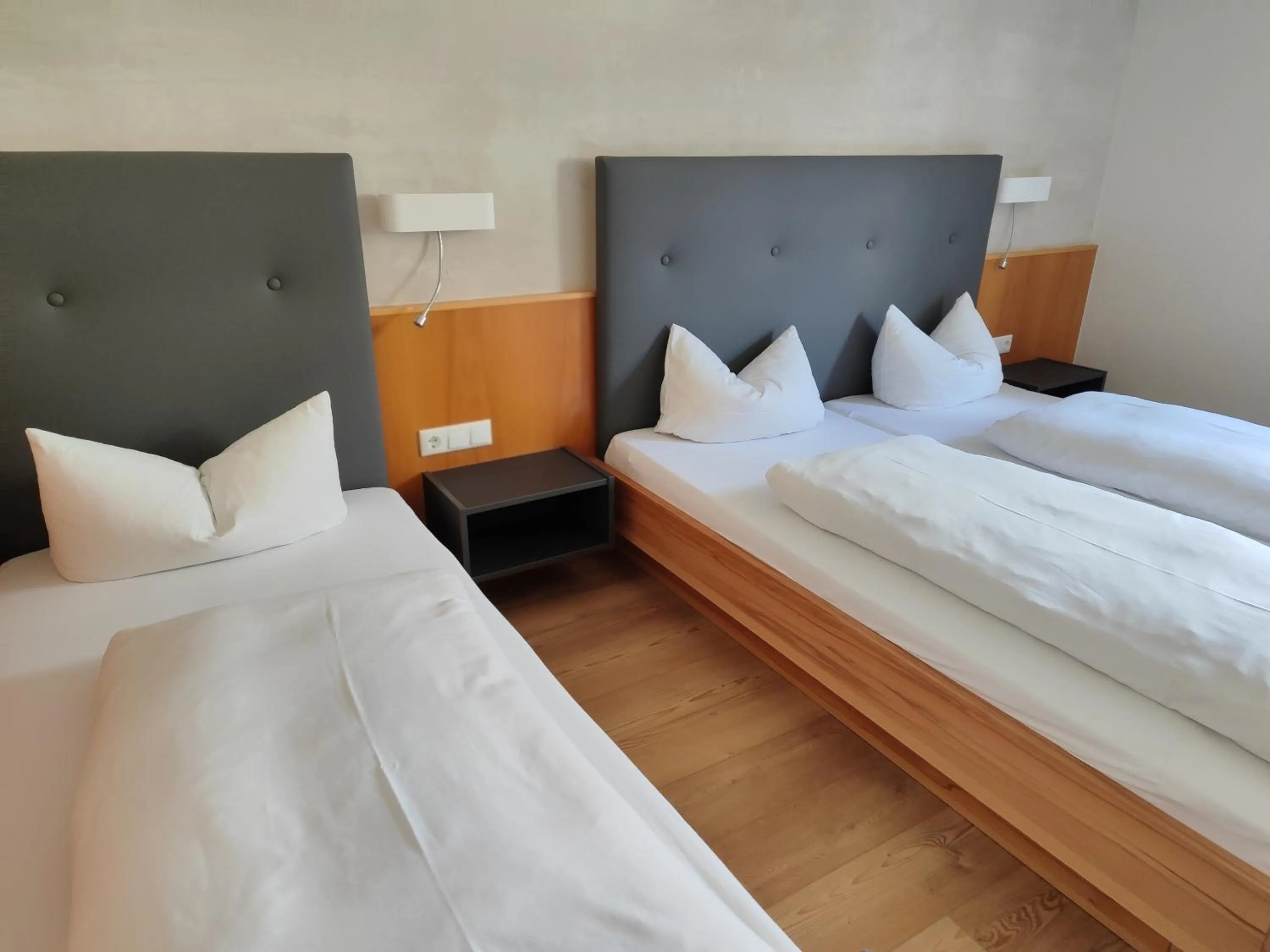 Bedroom, Bed in Gasthof Zahler