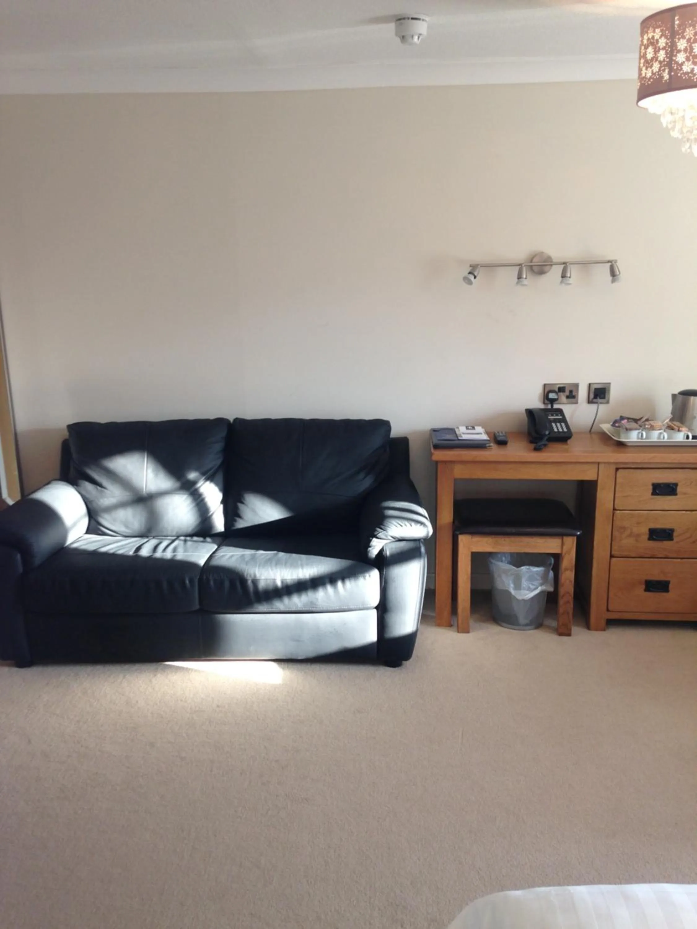 Bedroom in The Elephant & Castle Hotel