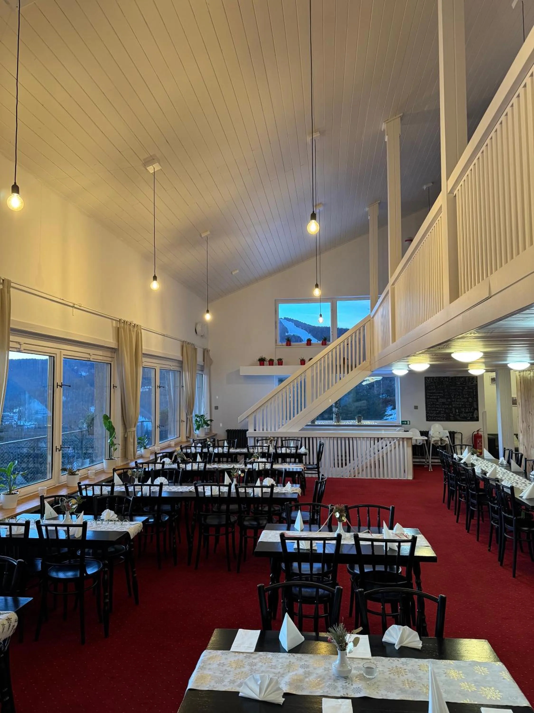 Restaurant/places to eat in Hotel Horní Pramen