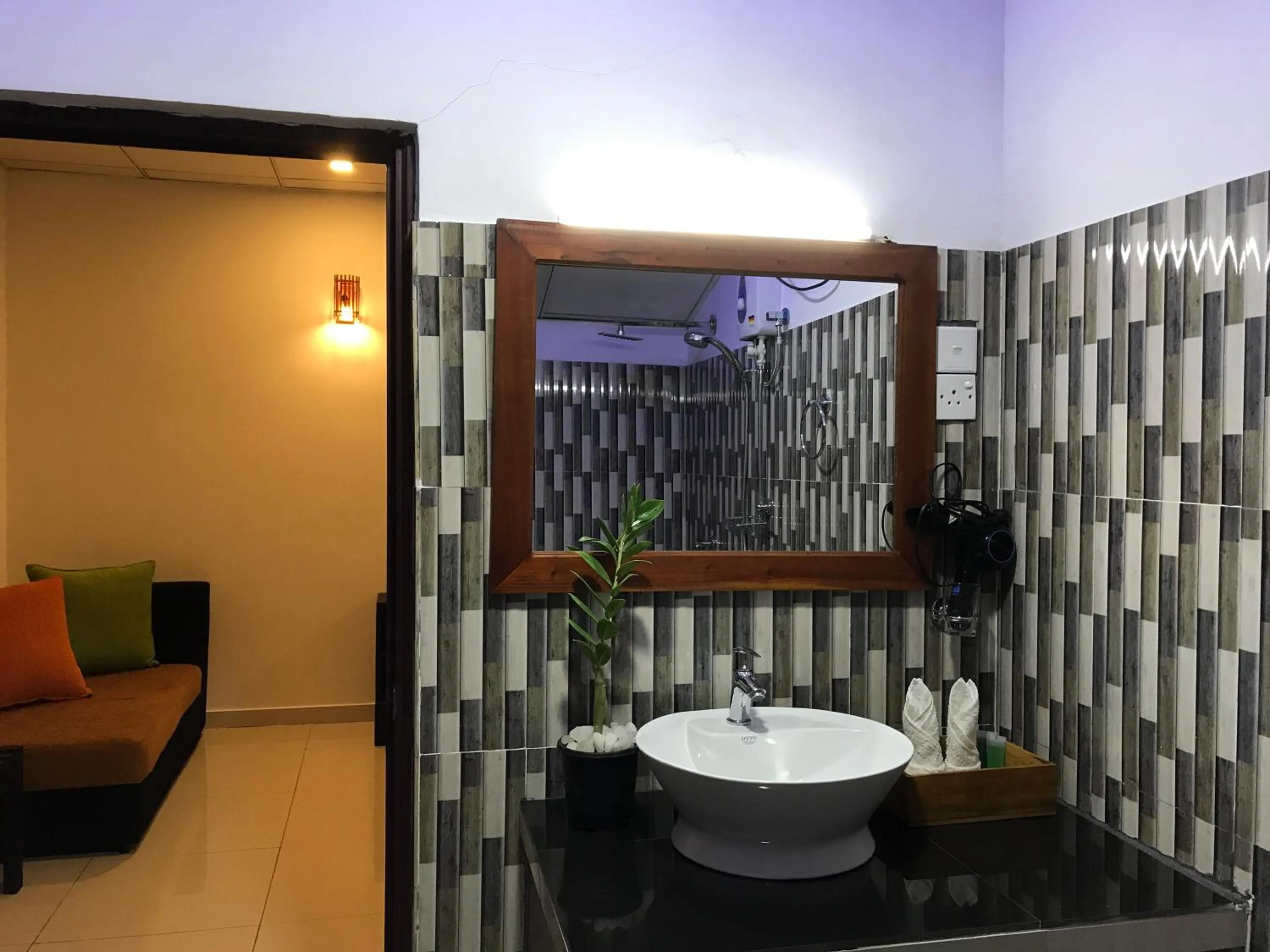 Bathroom in Sunshine Resort & Spa Sigiriya