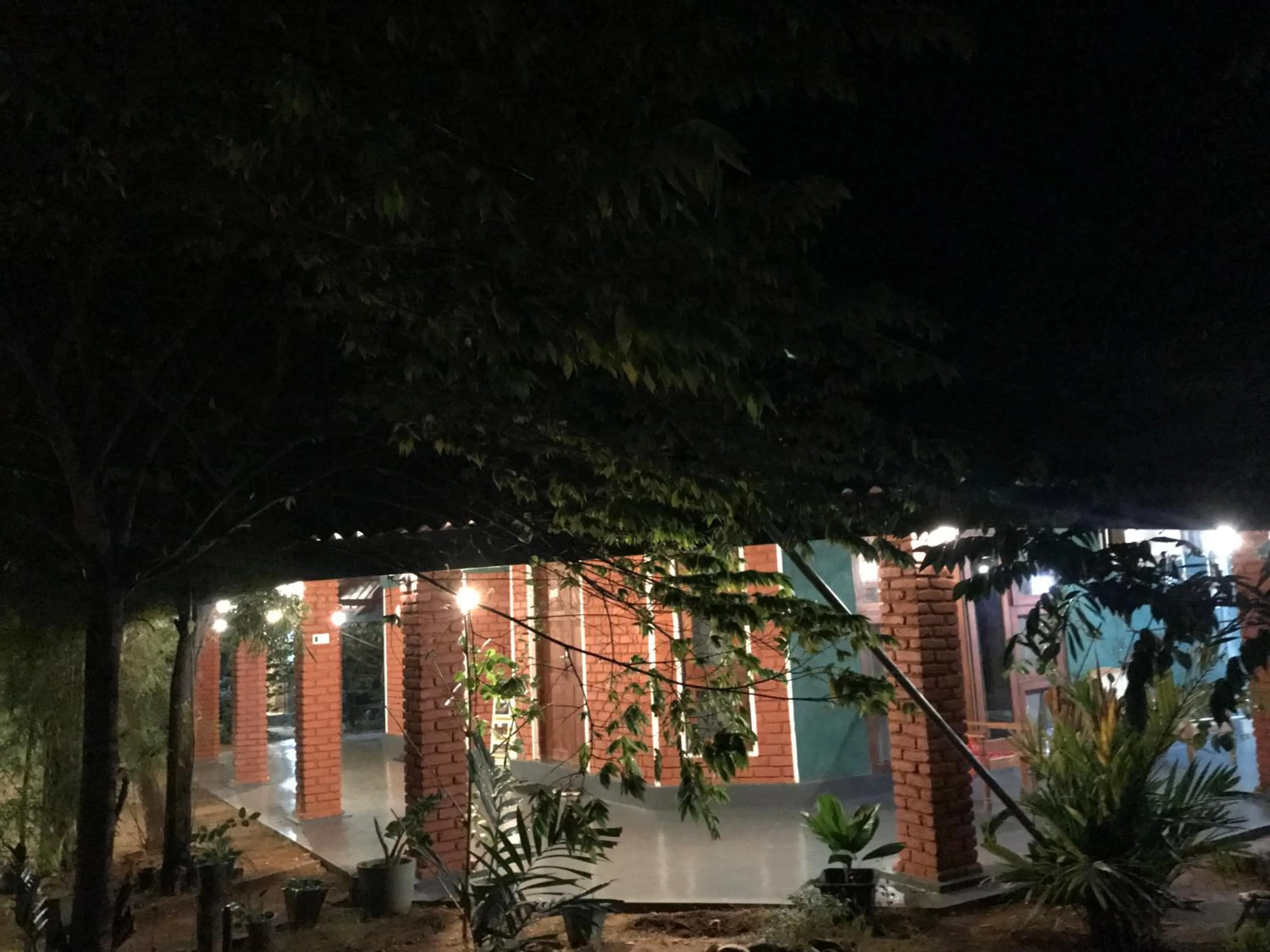 Property building in Sunshine Resort & Spa Sigiriya