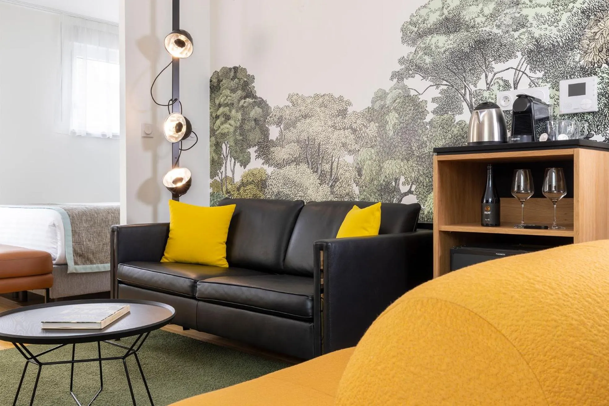 Seating area in Hôtel Du Dragon