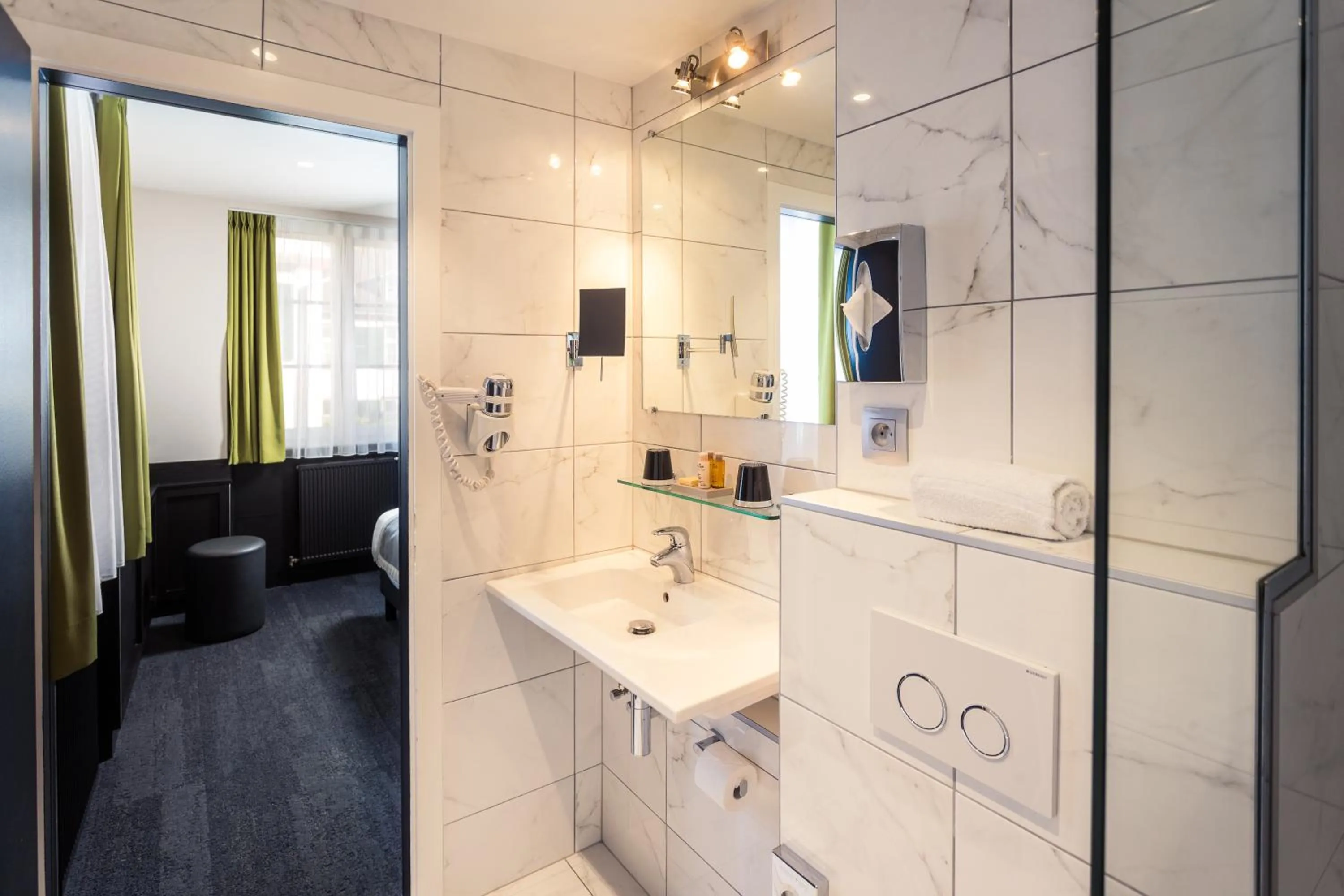 Other in Hôtel Du Dragon