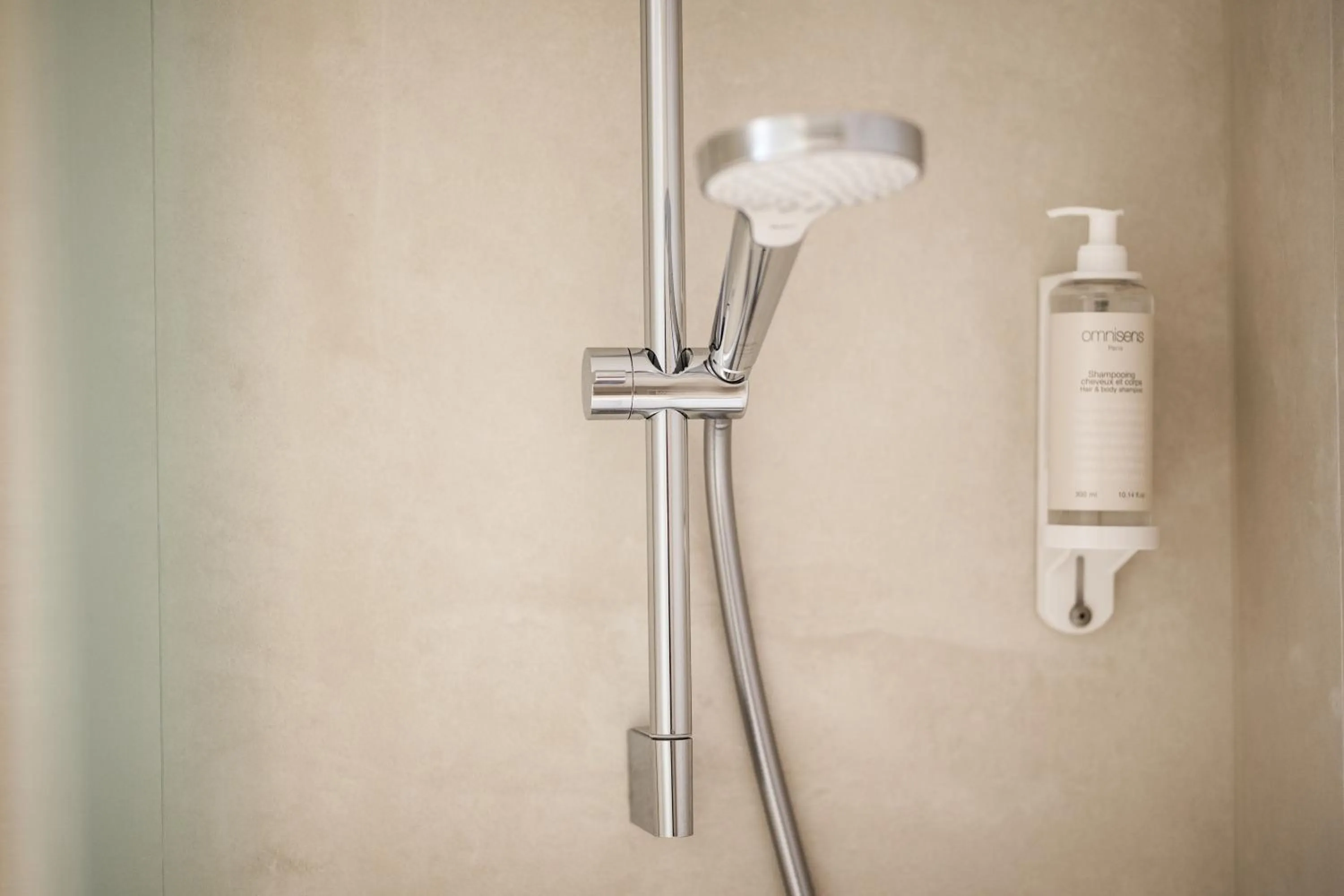 Decorative detail in Hôtel Du Dragon