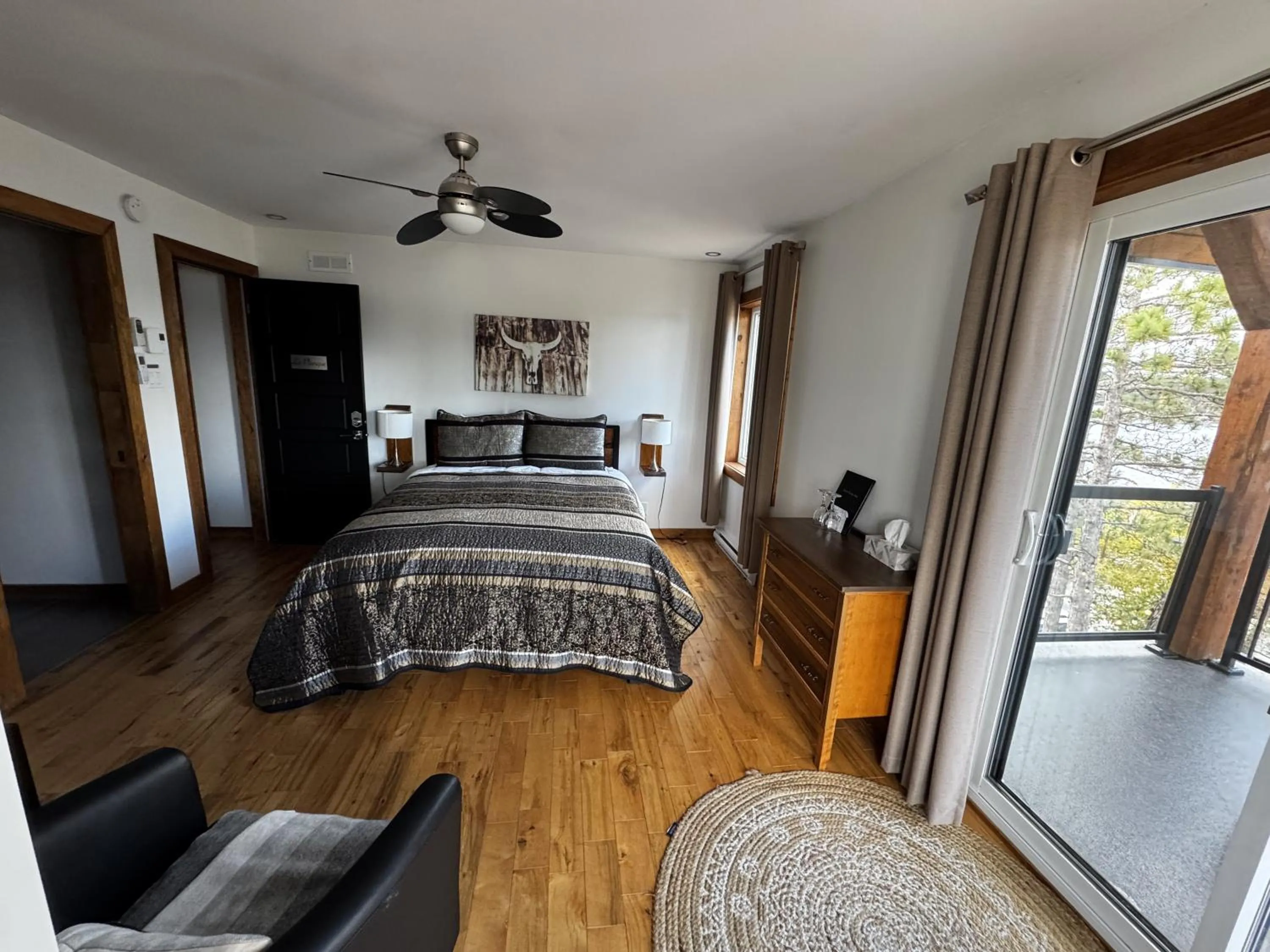 Bedroom, Bed in Gîte du Haut des Arbres