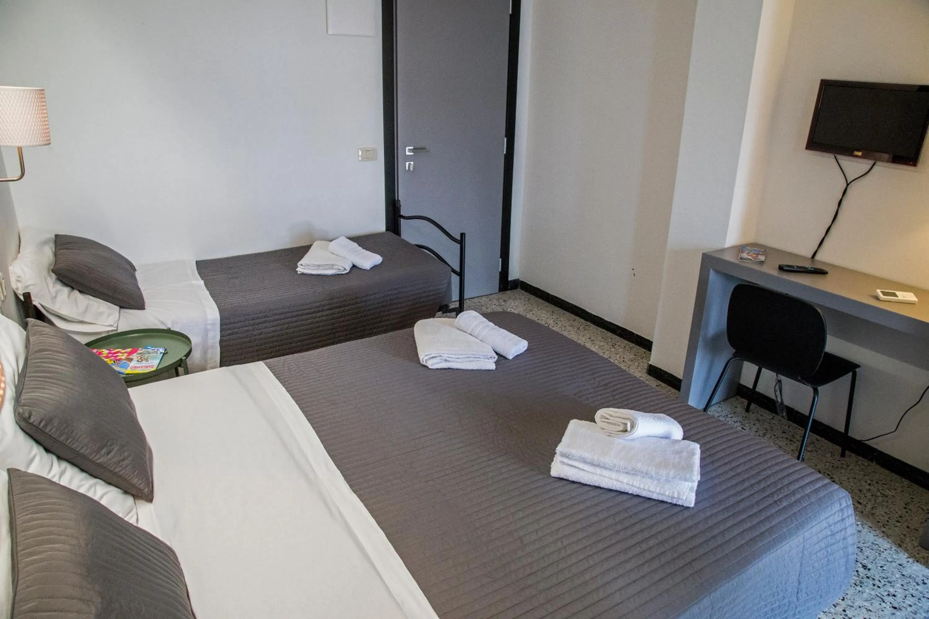 Bed in Hotel Hollywood