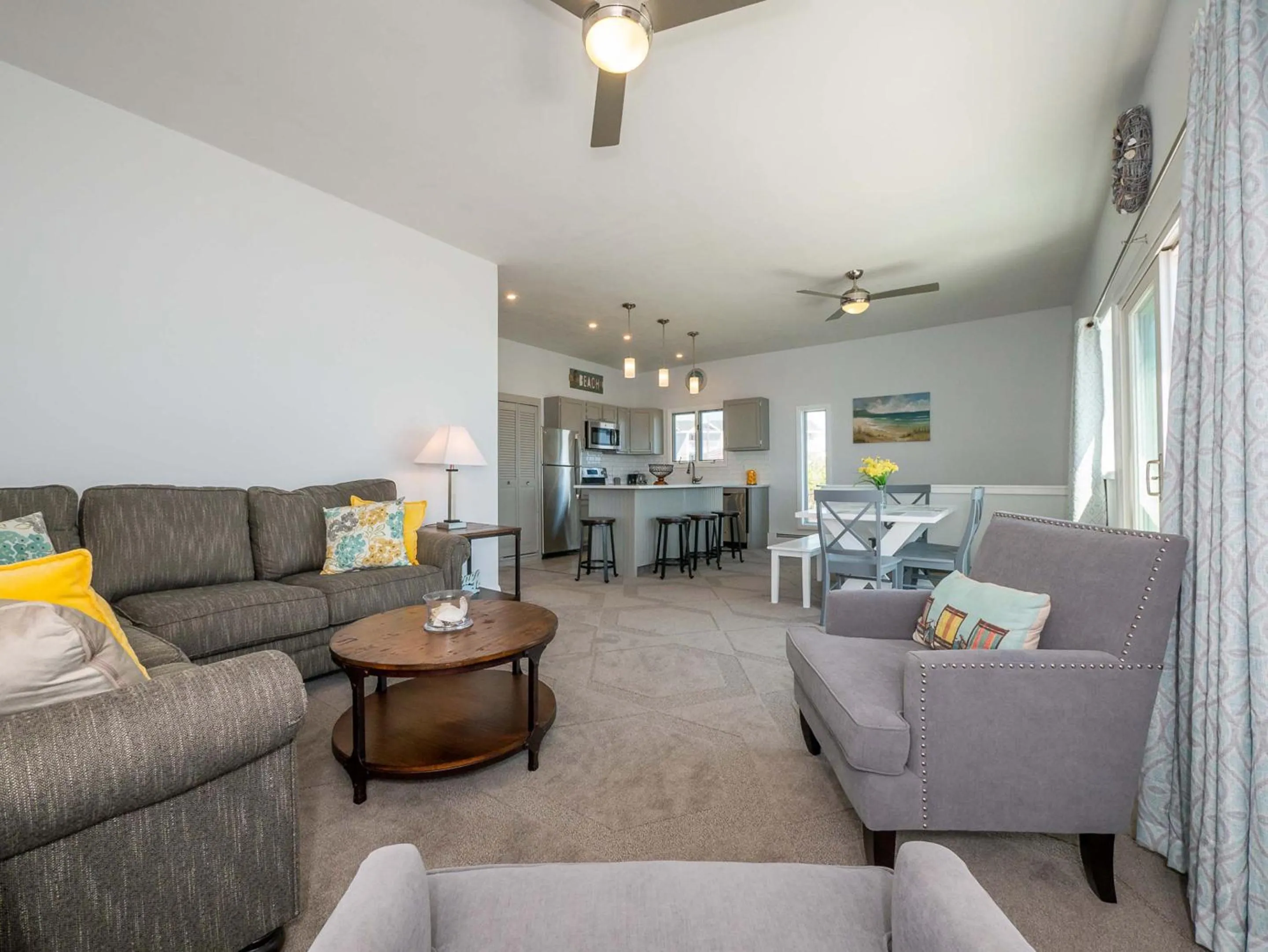 Living room in Sea Latch Inn