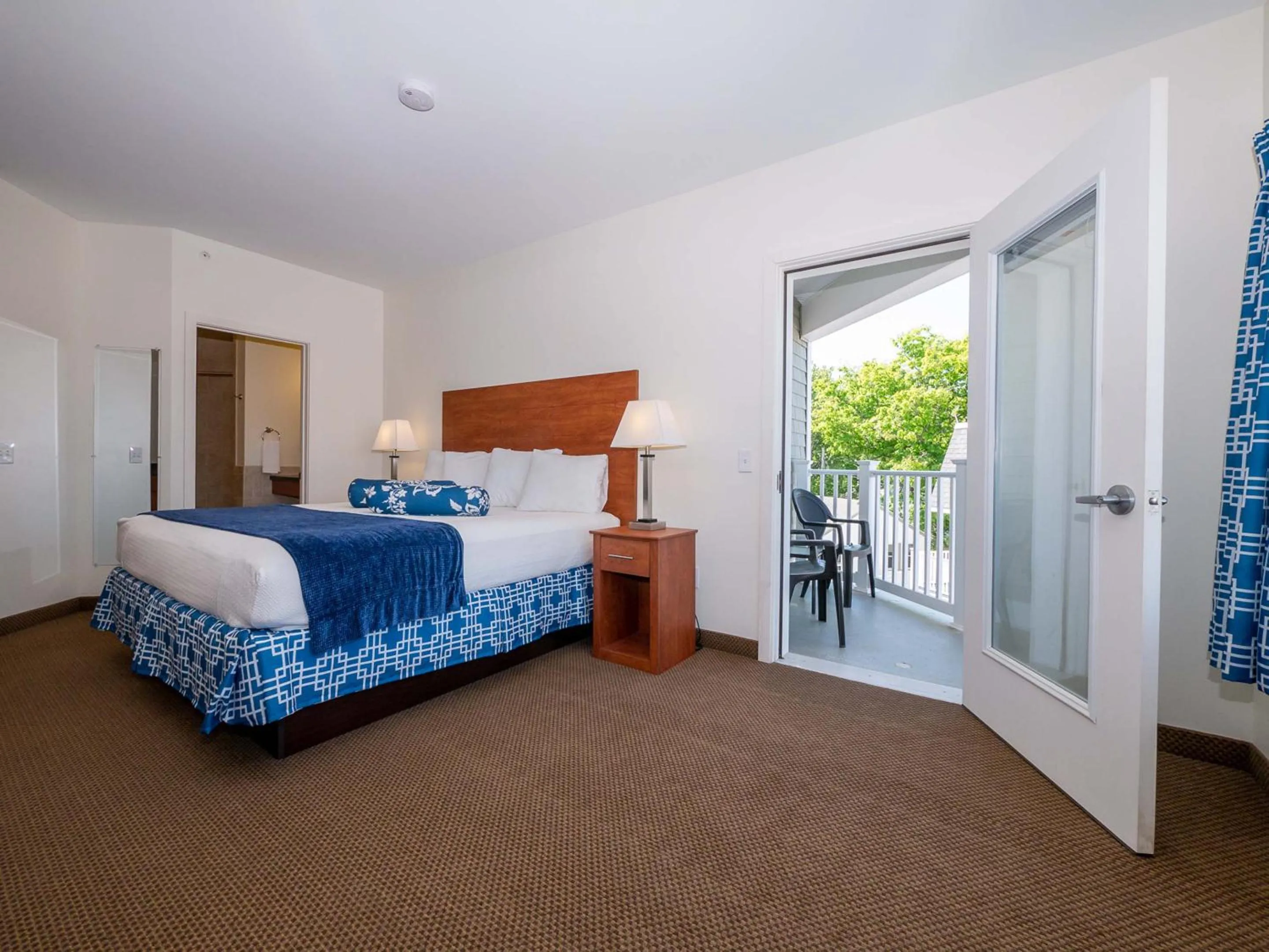 Bed in Sea Latch Inn