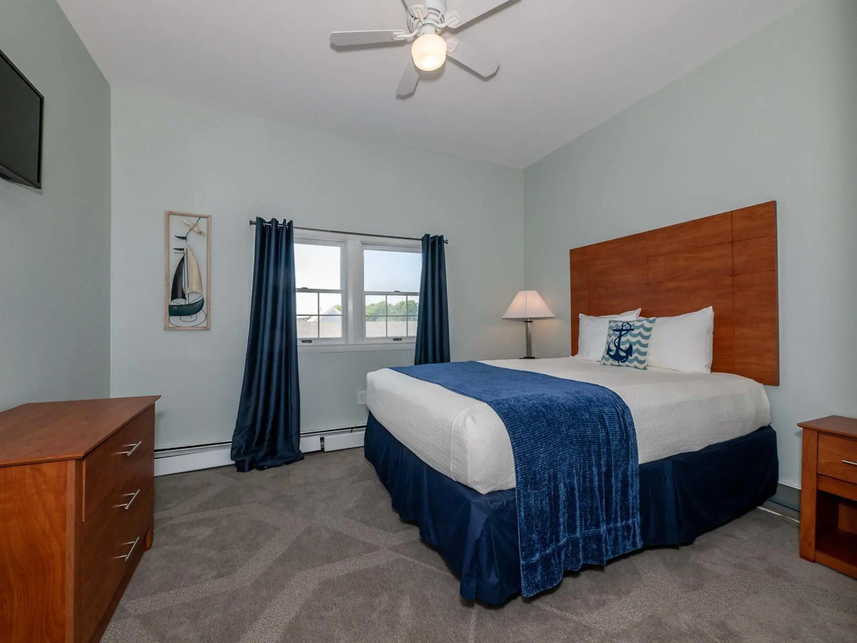 Bed in Sea Latch Inn Bed in Sea Latch Inn