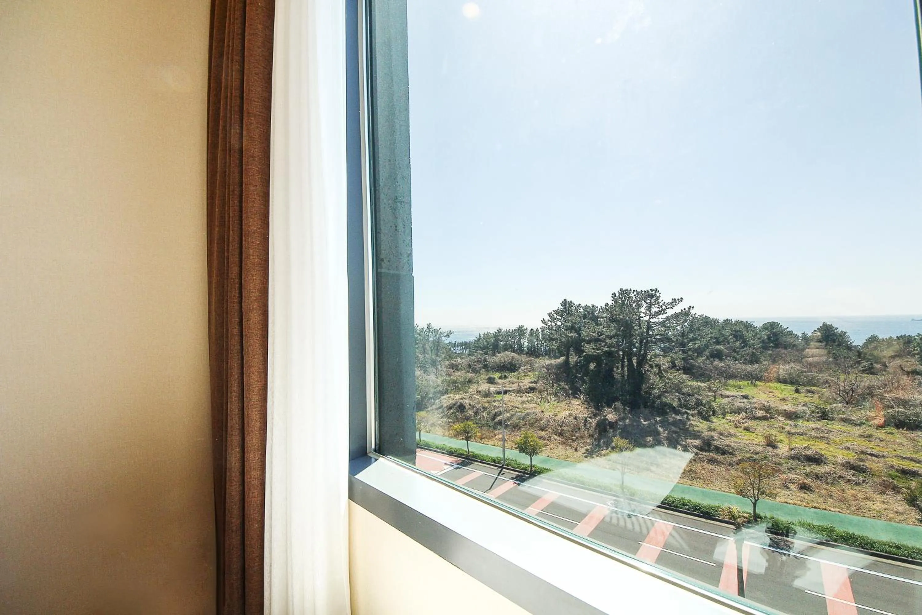 Balcony/Terrace in Jeju Jungmun Ocean Blue Hotel