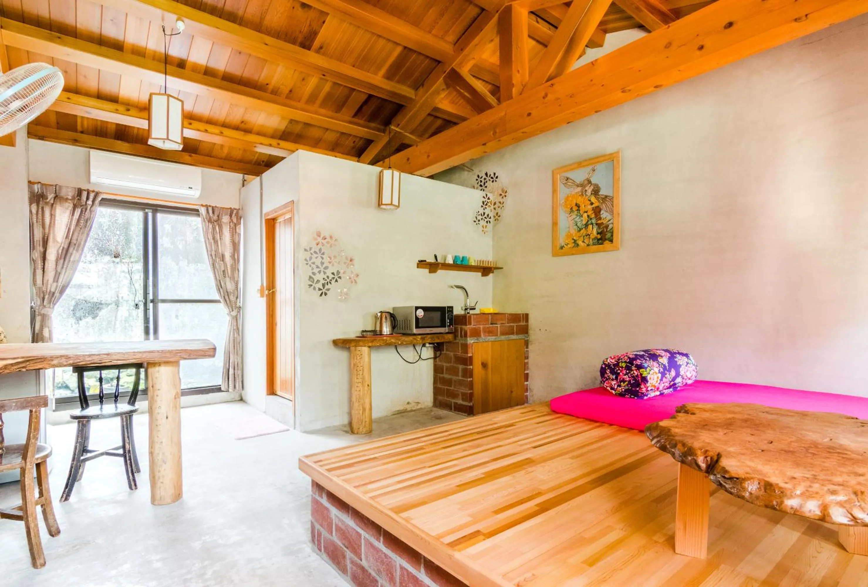 Bedroom in Lungta BnB