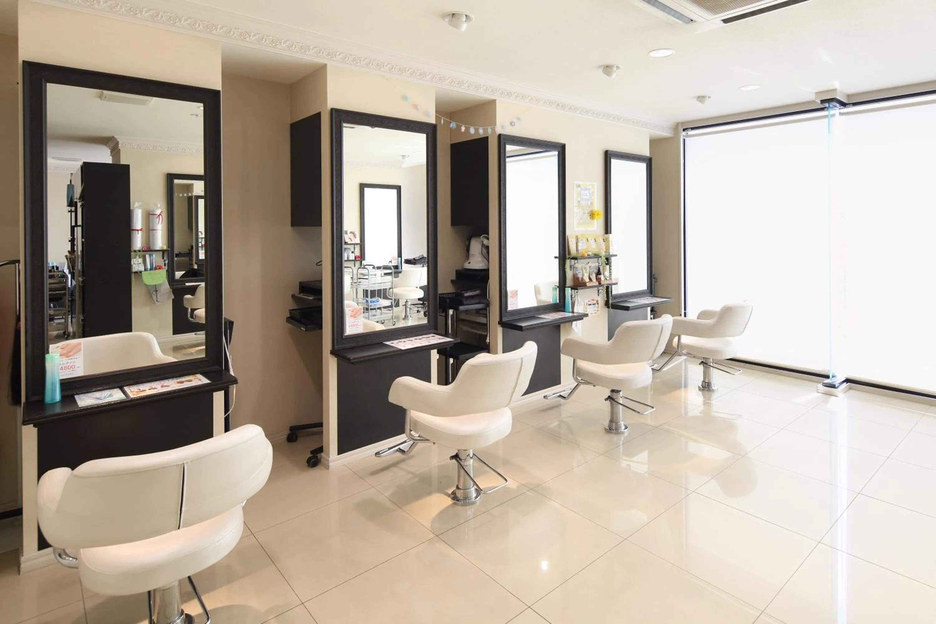 Area and facilities in Goi Grand Hotel