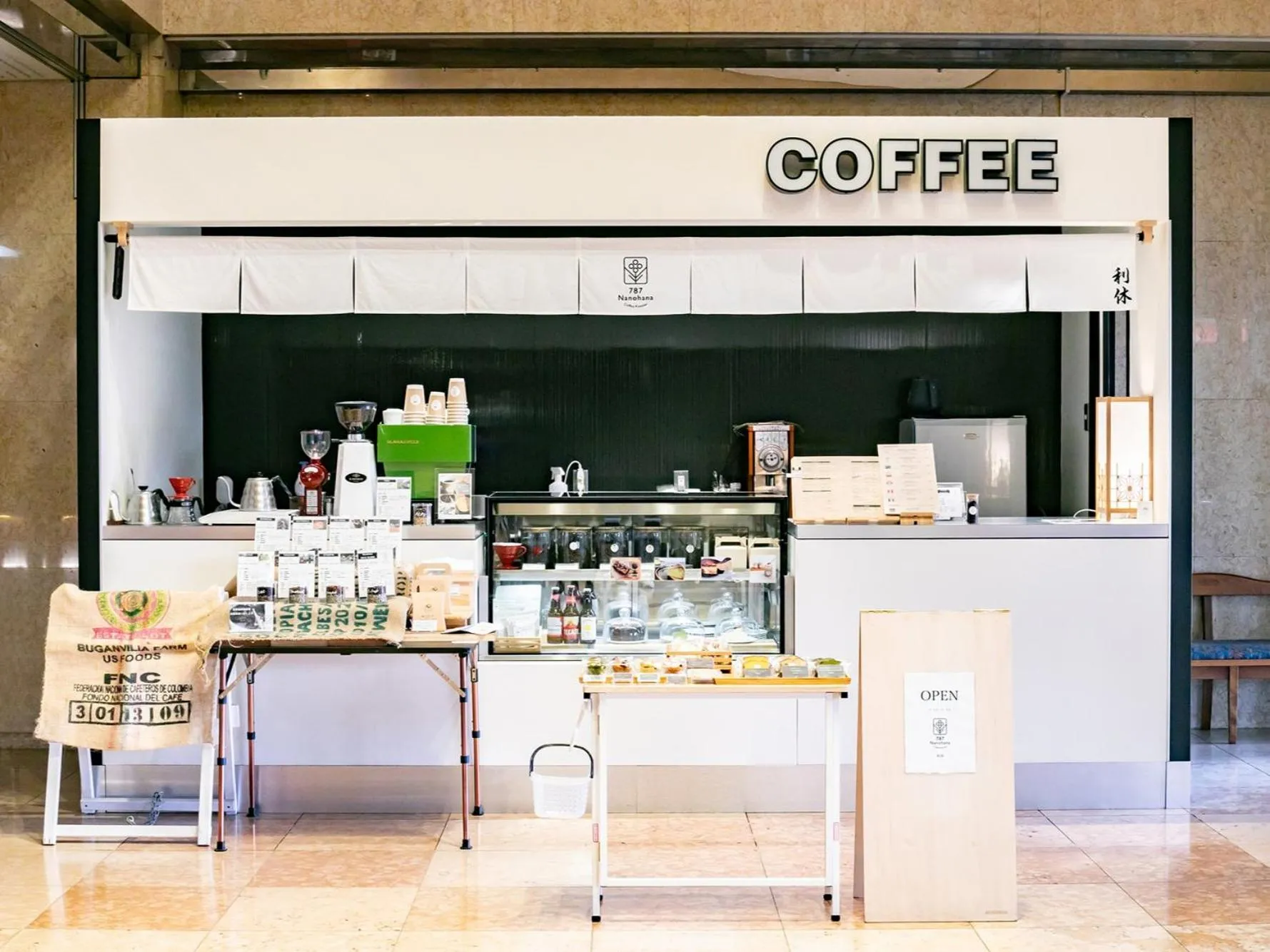 Area and facilities in Goi Grand Hotel