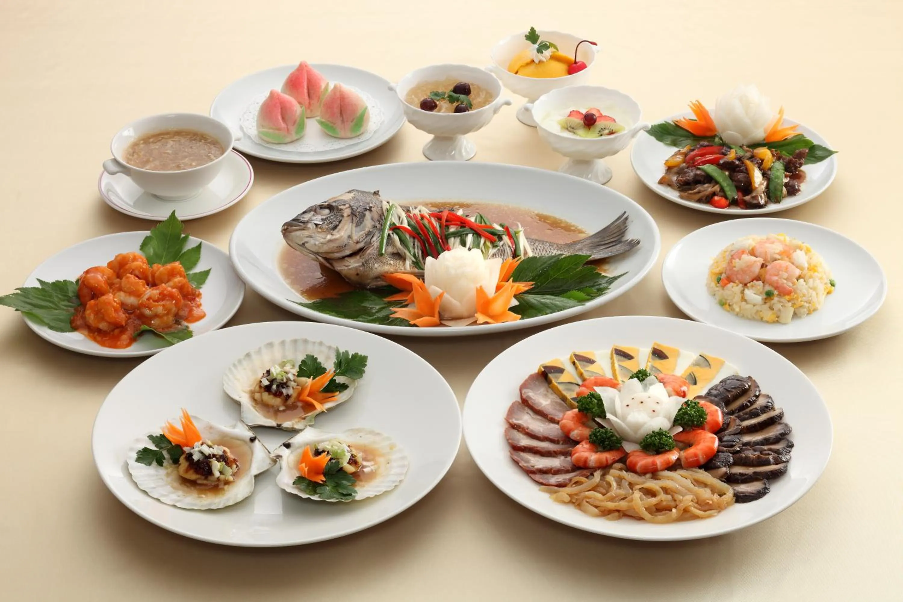 Restaurant/places to eat in Goi Grand Hotel