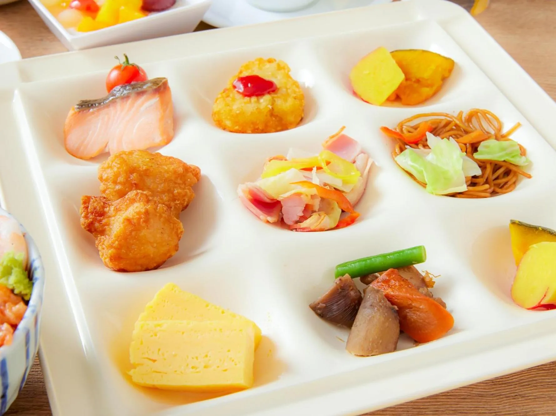 Buffet breakfast in Goi Grand Hotel