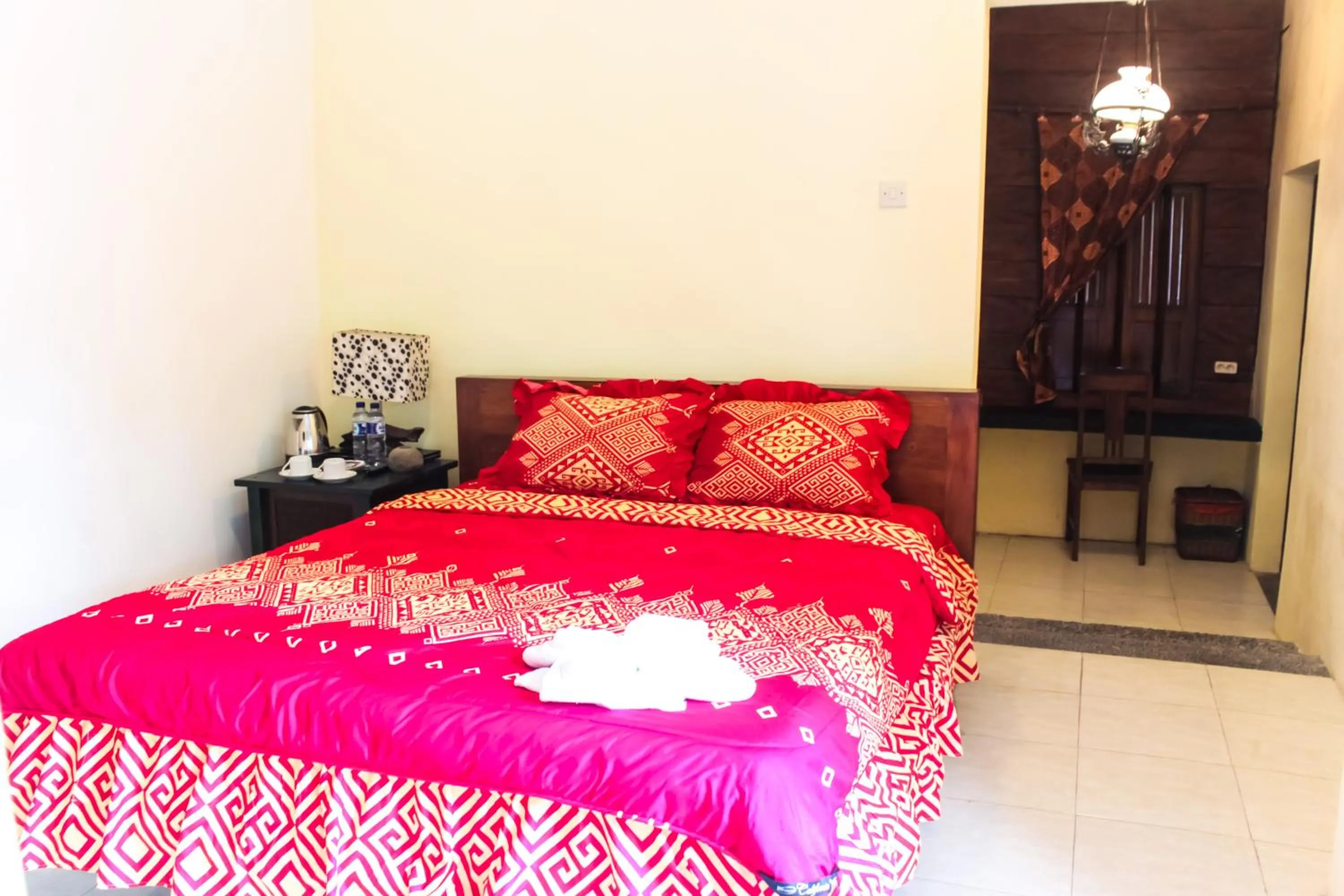 Bedroom, Bed in Griya Gribig Guest House Mitra RedDoorz
