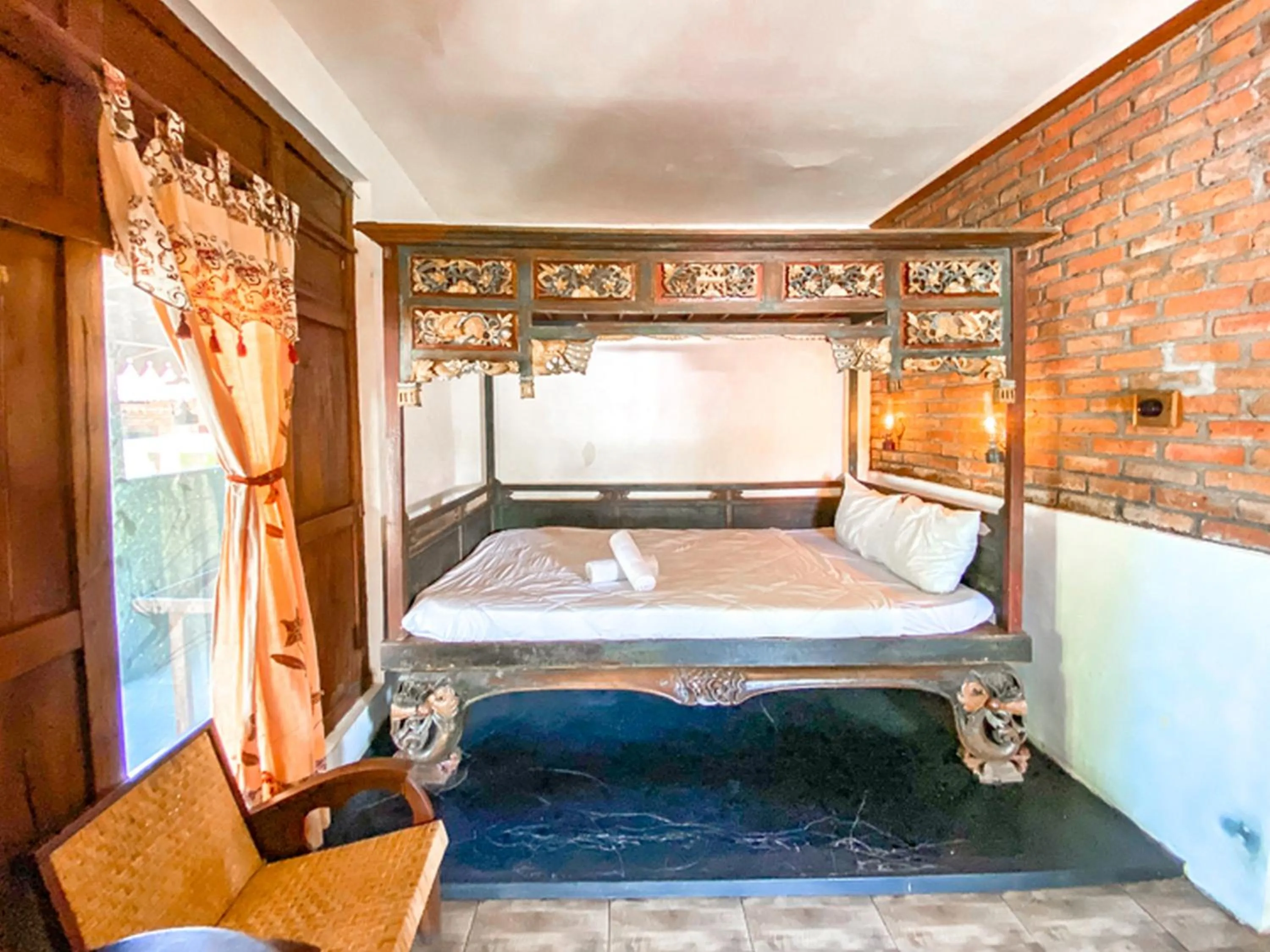 Bedroom, Bed in Griya Gribig Guest House Mitra RedDoorz