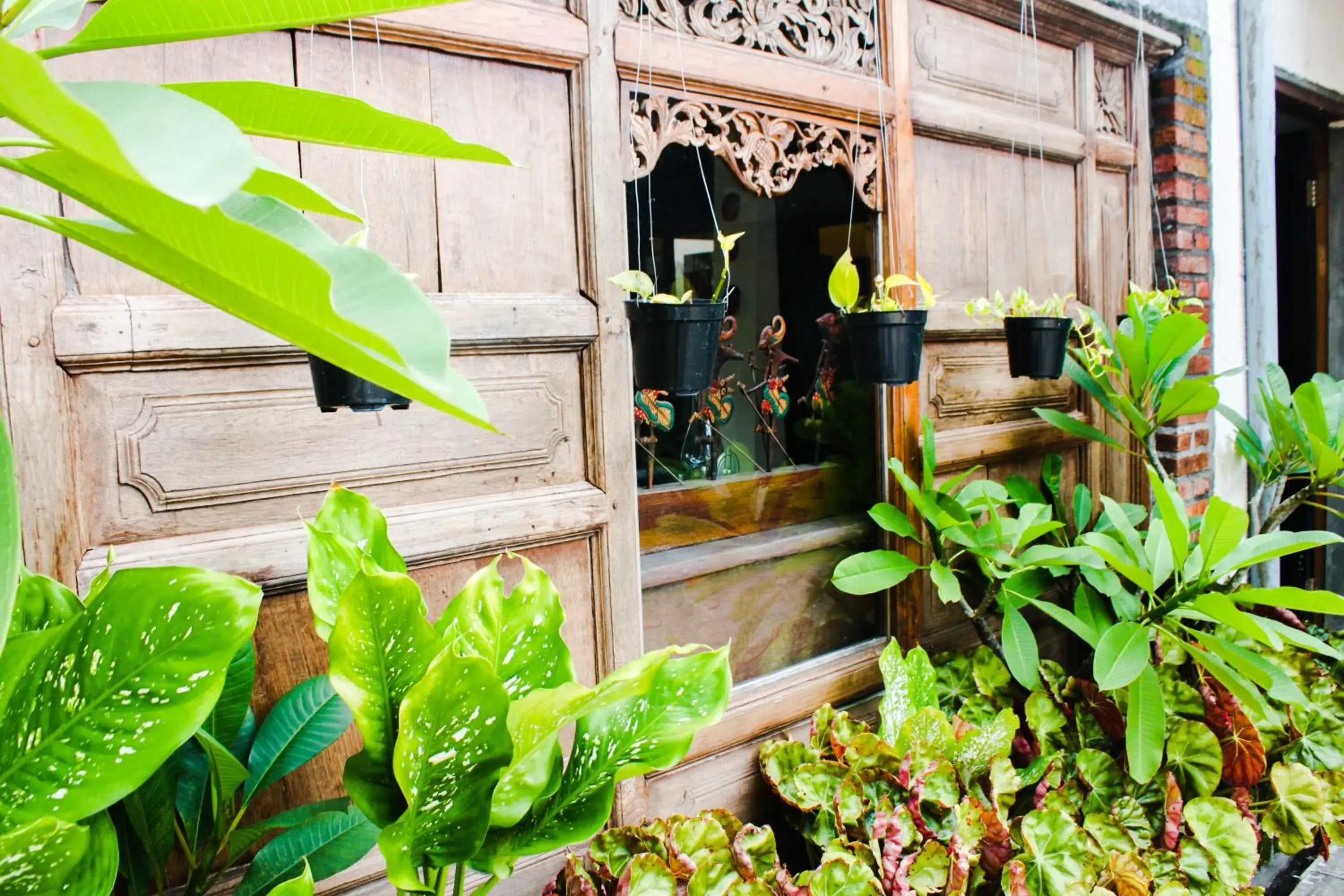 Property building in Griya Gribig Guest House Mitra RedDoorz Property building in Griya Gribig Guest House Mitra RedDoorz