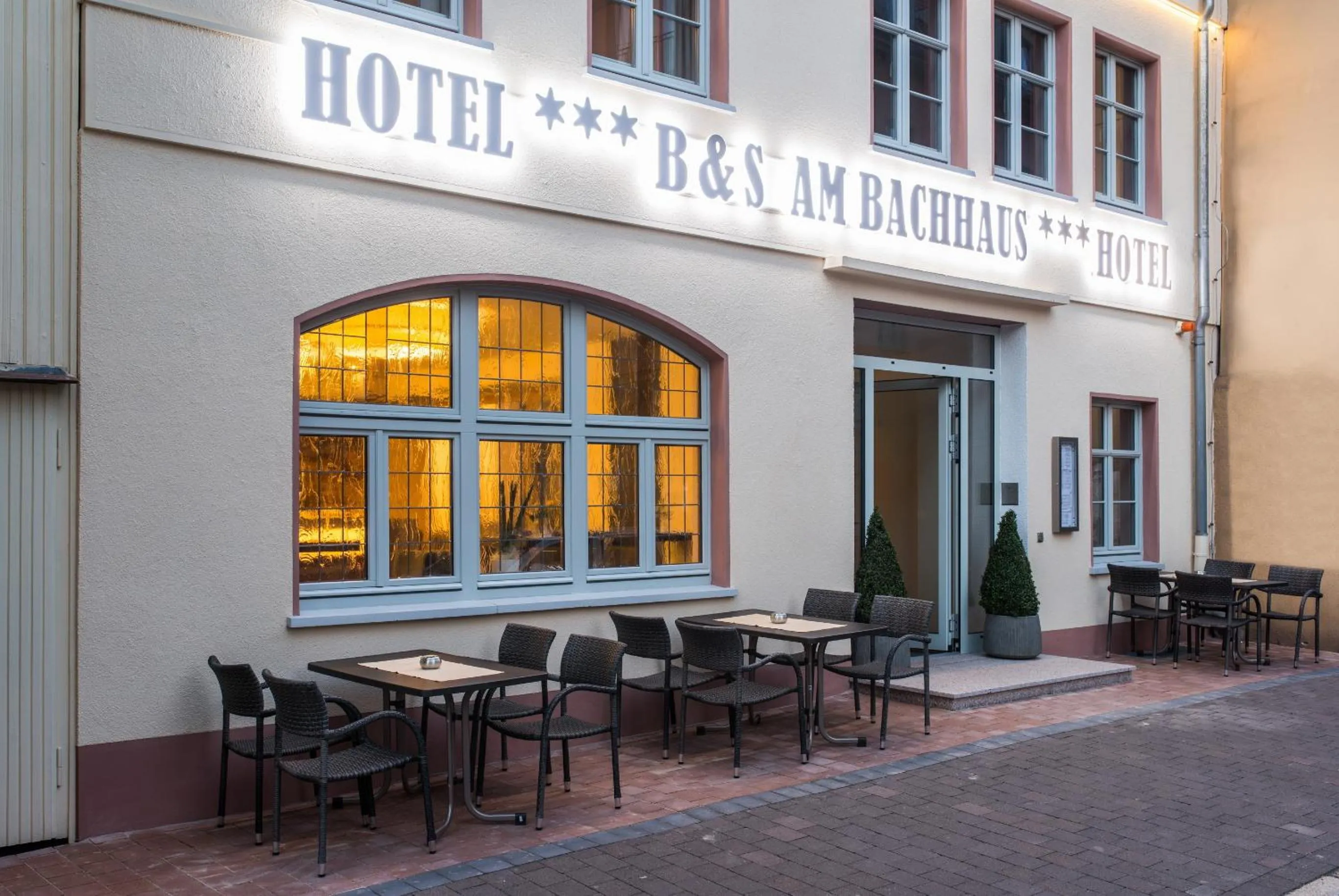Facade/entrance in B&S Hotel Am Bachhaus