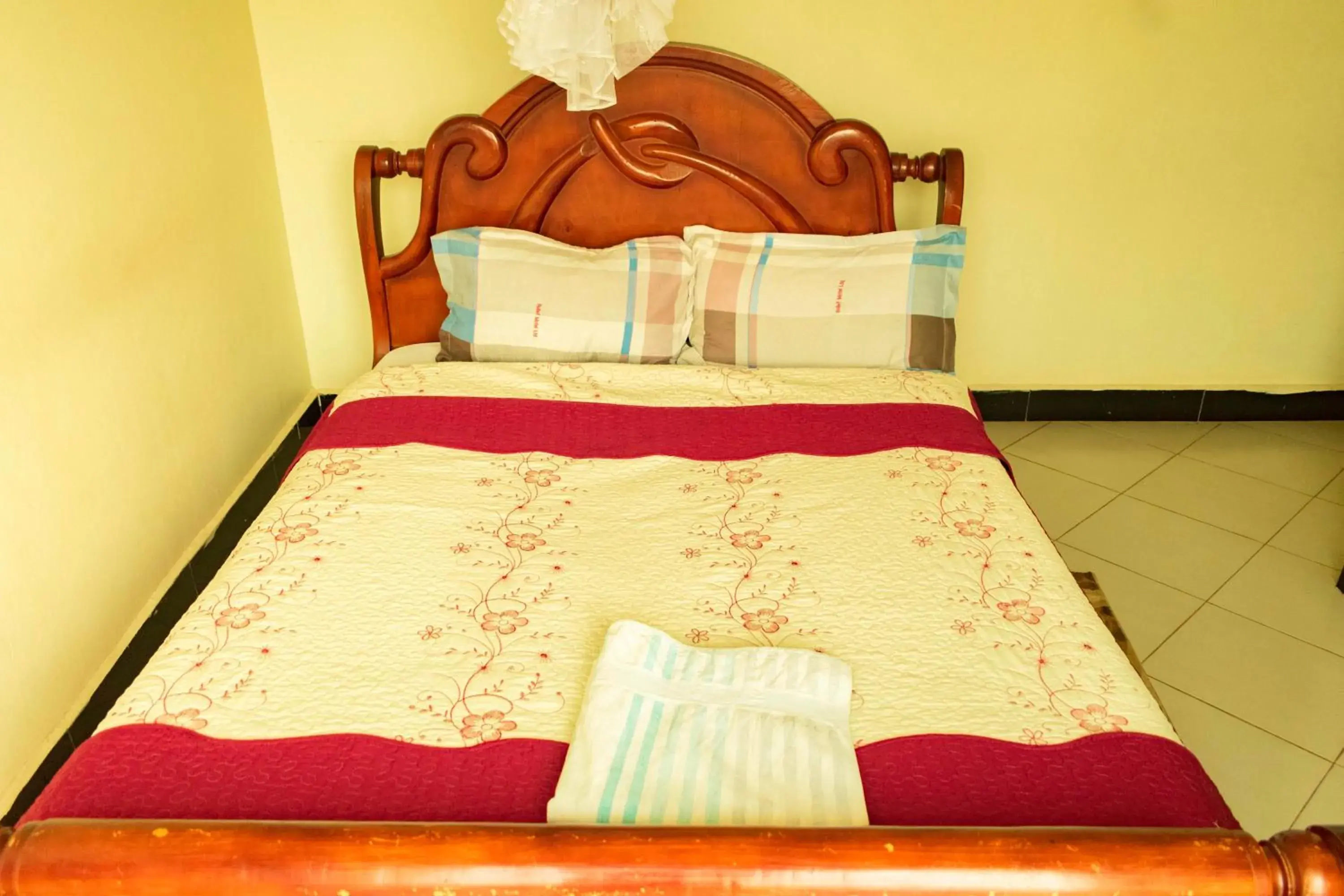 Twin Room in Relief Motel Fort Portal Twin Room in Relief Motel Fort Portal