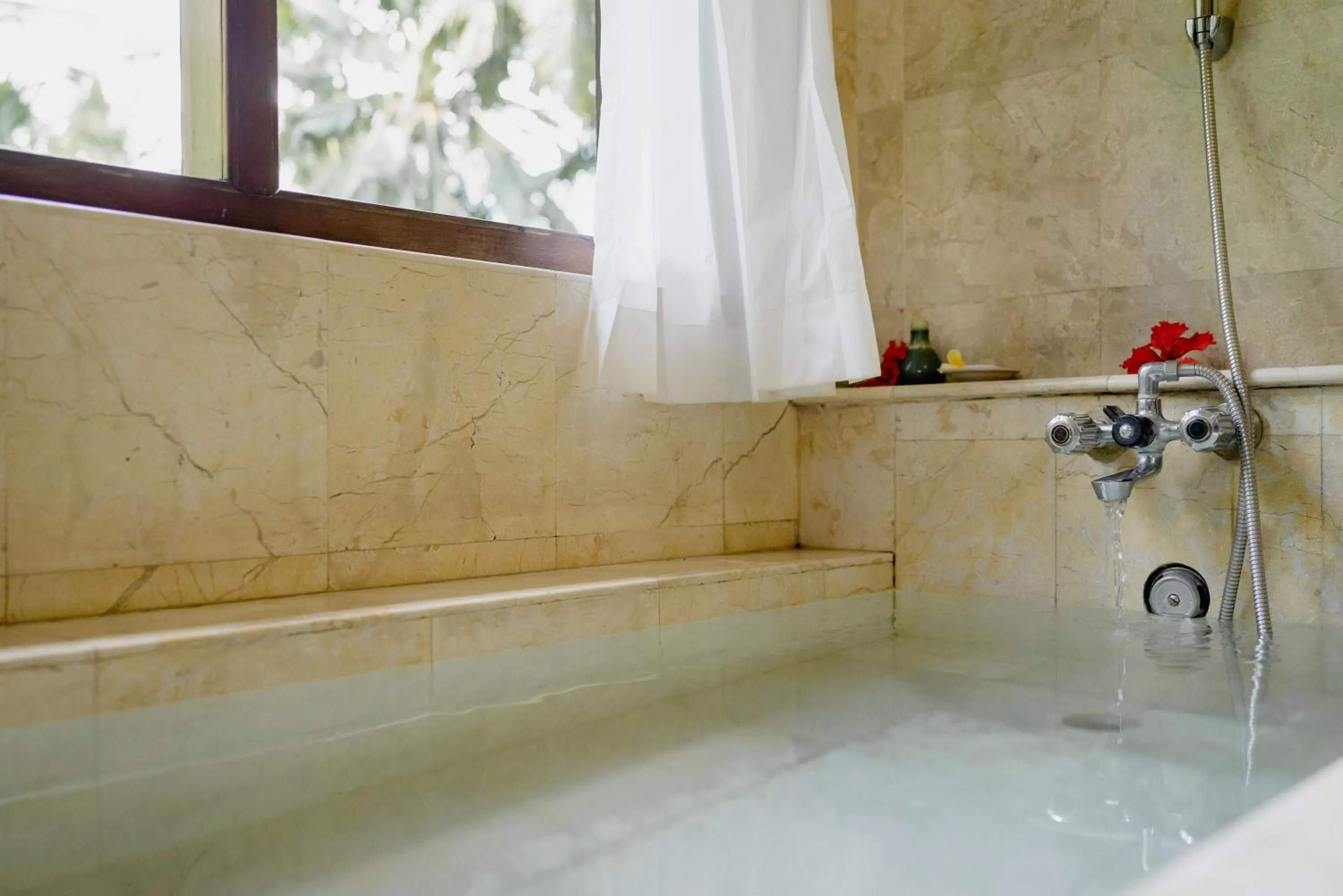 Bath in Kebun Indah Ubud